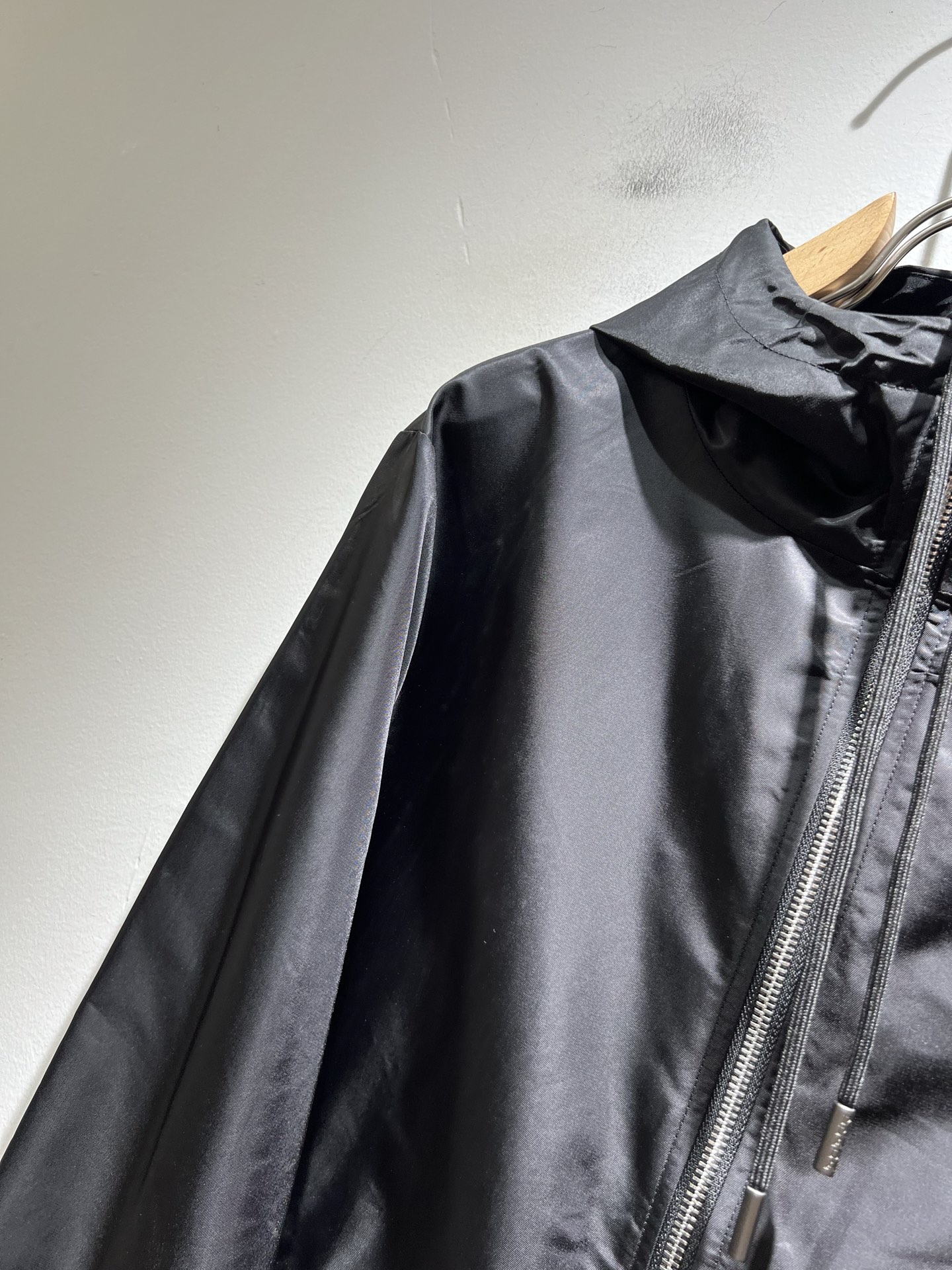 PRAD*A普*达2025秋季休闲夹克外套，最新时尚休闲拉链夹克，时尚夹克外套!贸易公司渠道稀出，同步官