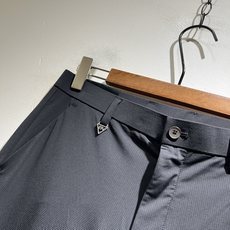 BottegaVen*ta宝碟家 贸易公司渠道订单 2025春夏新品男士时尚商务休闲直筒西裤, 顶级贸易 BottegaVen*ta宝碟家 贸易公司渠道订单 2025春夏新品男士时尚商务休闲直筒西裤, 顶级贸易