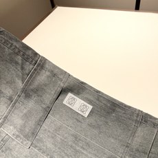 LO*WE/罗*威2025秋冬新品男士时装款高端休闲裤,香港洋行渠道货,日本原厂出品,纯血统品质,完美延 LO*WE/罗*威2025秋冬新品男士时装款高端休闲裤,香港洋行渠道货,日本原厂出品,纯血统品质,完美延