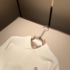 BC-Brunello Cucineli 2025秋季新款男士短袖针织Polo衫,众多明星都爱穿的时尚百 BC-Brunello Cucineli 2025秋季新款男士短袖针织Polo衫,众多明星都爱穿的时尚百