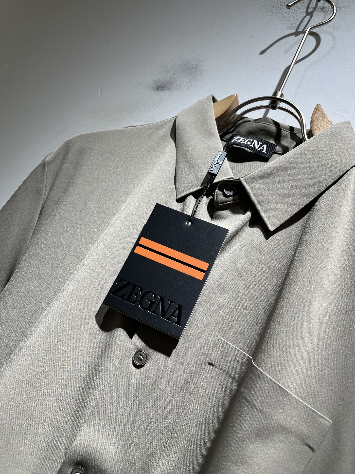 Ermenegildo Zeg*a杰*亚 2025春夏新品男士休闲短袖衬衣，外贸公司订单！是杰尼亚经典的