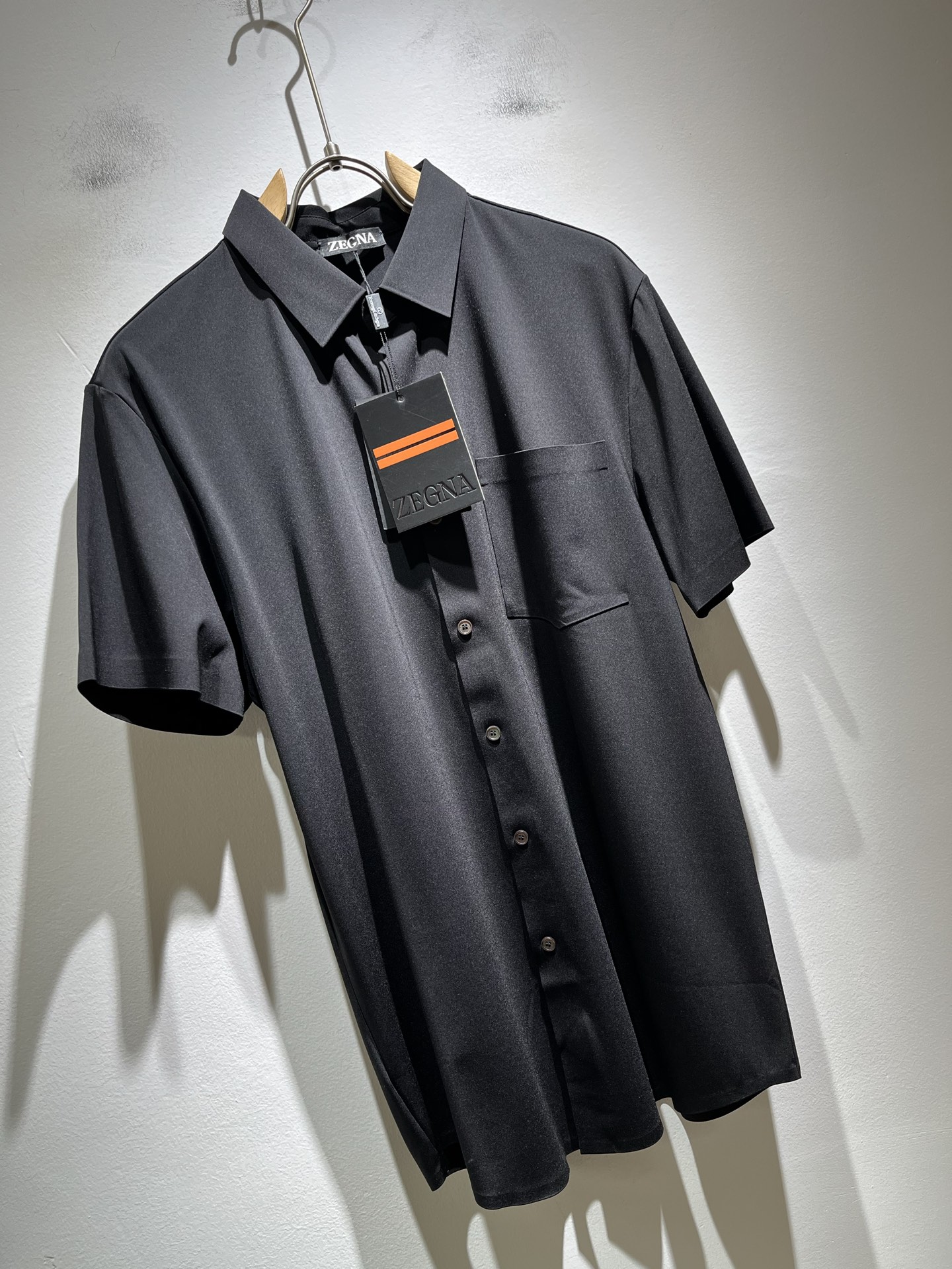 Ermenegildo Zeg*a杰*亚 2025春夏新品男士休闲短袖衬衣，外贸公司订单！是杰尼亚经典的