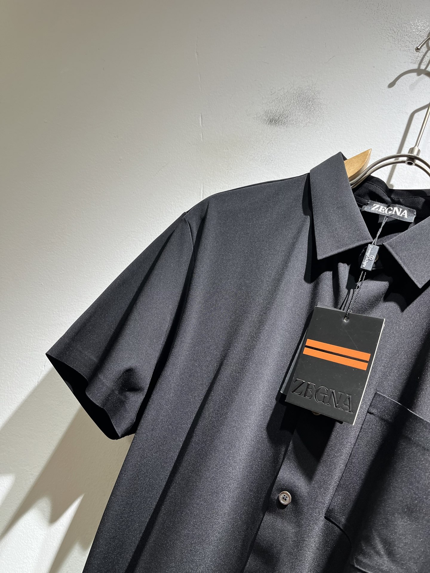 Ermenegildo Zeg*a杰*亚 2025春夏新品男士休闲短袖衬衣，外贸公司订单！是杰尼亚经典的