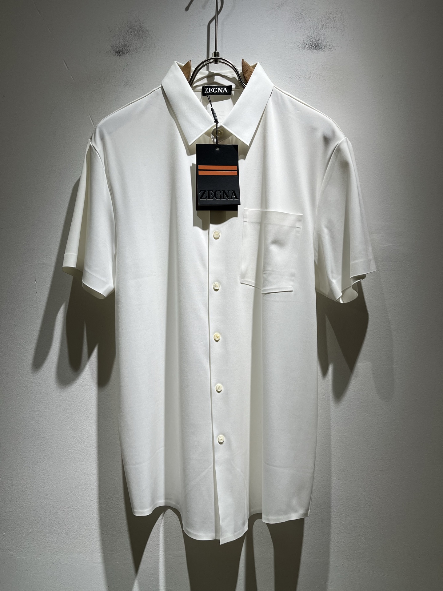 Ermenegildo Zeg*a杰*亚 2025春夏新品男士休闲短袖衬衣，外贸公司订单！是杰尼亚经典的