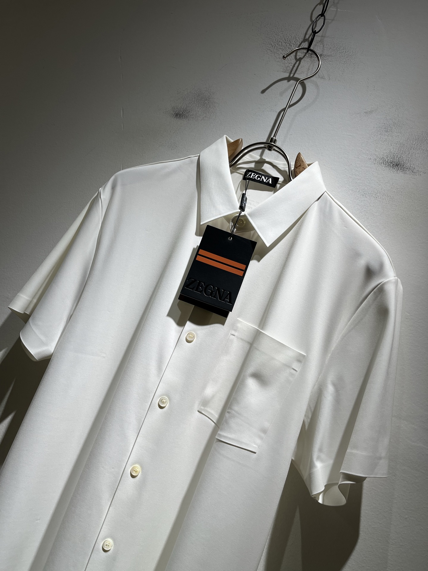 Ermenegildo Zeg*a杰*亚 2025春夏新品男士休闲短袖衬衣，外贸公司订单！是杰尼亚经典的