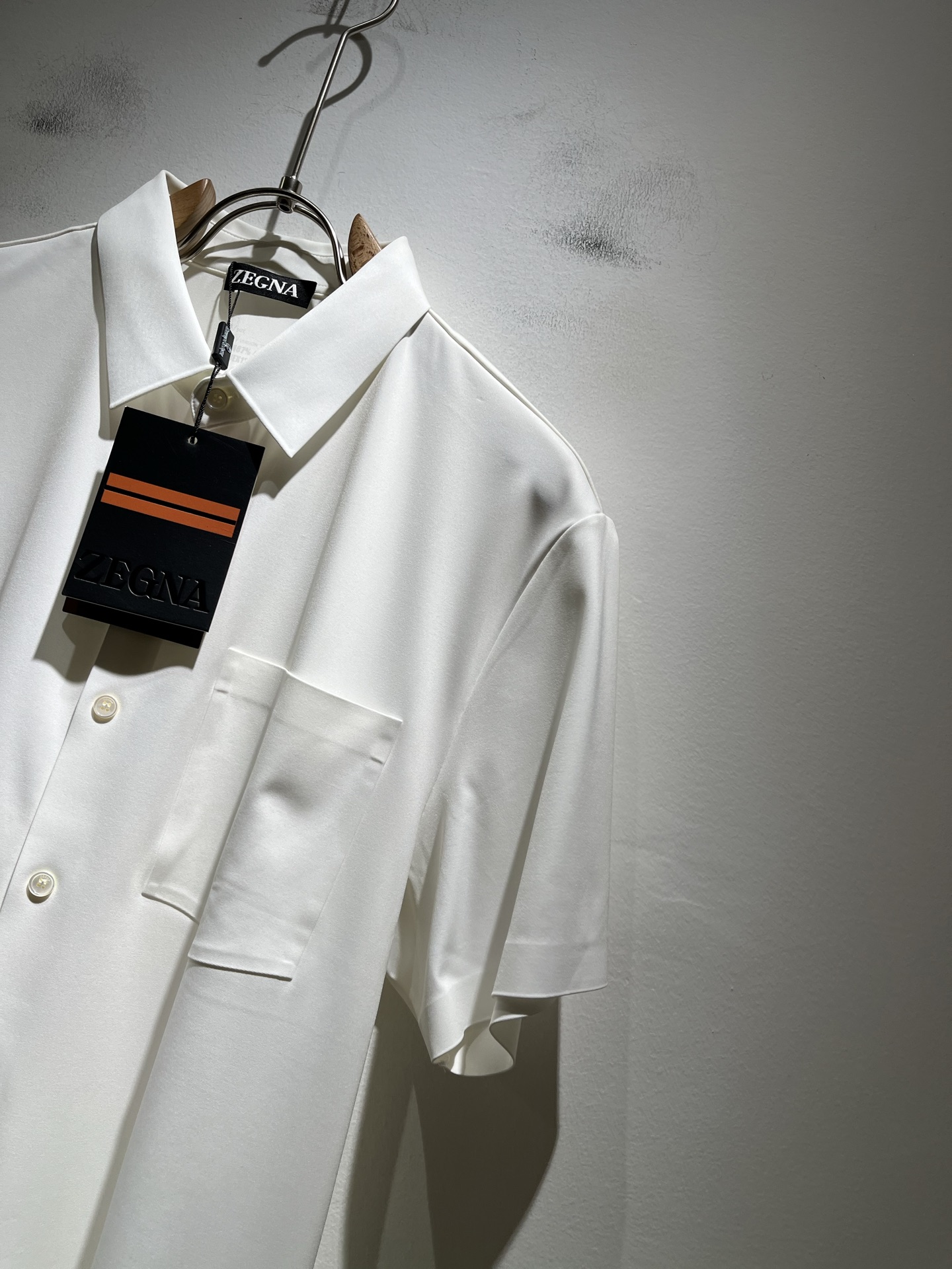 Ermenegildo Zeg*a杰*亚 2025春夏新品男士休闲短袖衬衣，外贸公司订单！是杰尼亚经典的