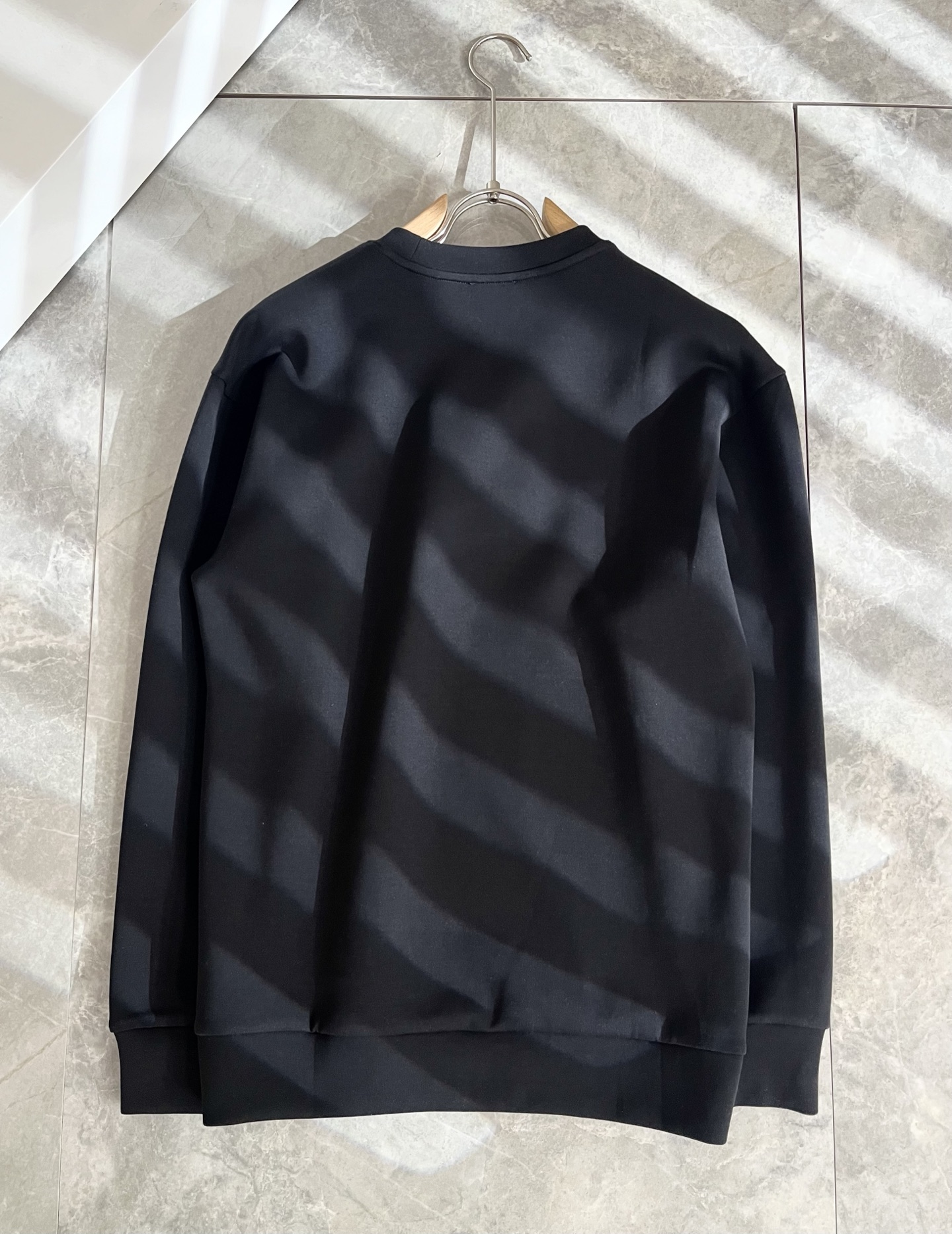 BURBER*Y巴*莉 2025秋冬新款男女同款👫基础休闲百搭棉质圆领卫衣，男女同款卫衣！贸易公司渠道稀