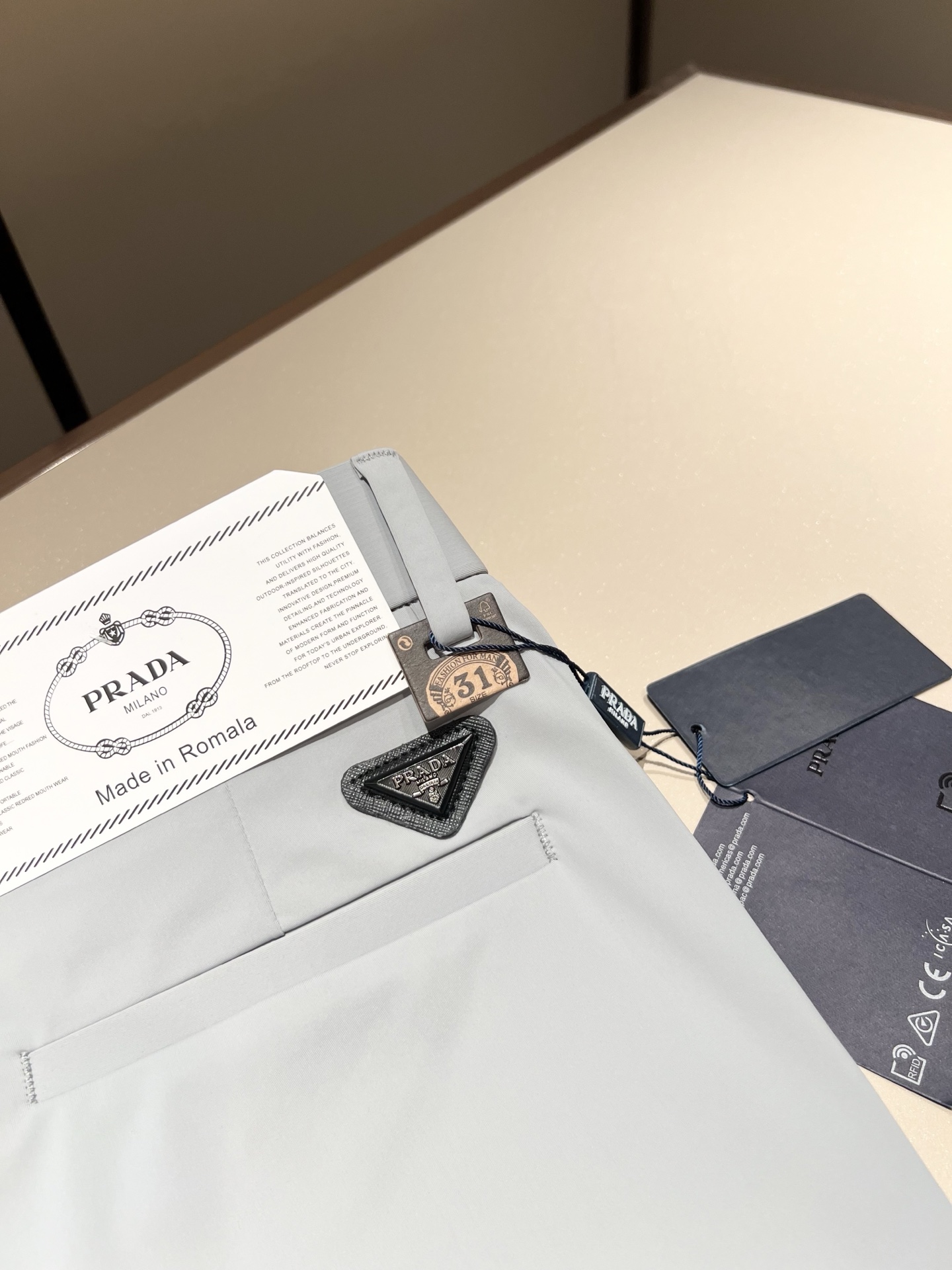 PRA*DA 普*达 2025春夏新款氨纶混纺百搭西裤，男士经典商务休闲基础长裤西裤！贸易公司渠道稀出，