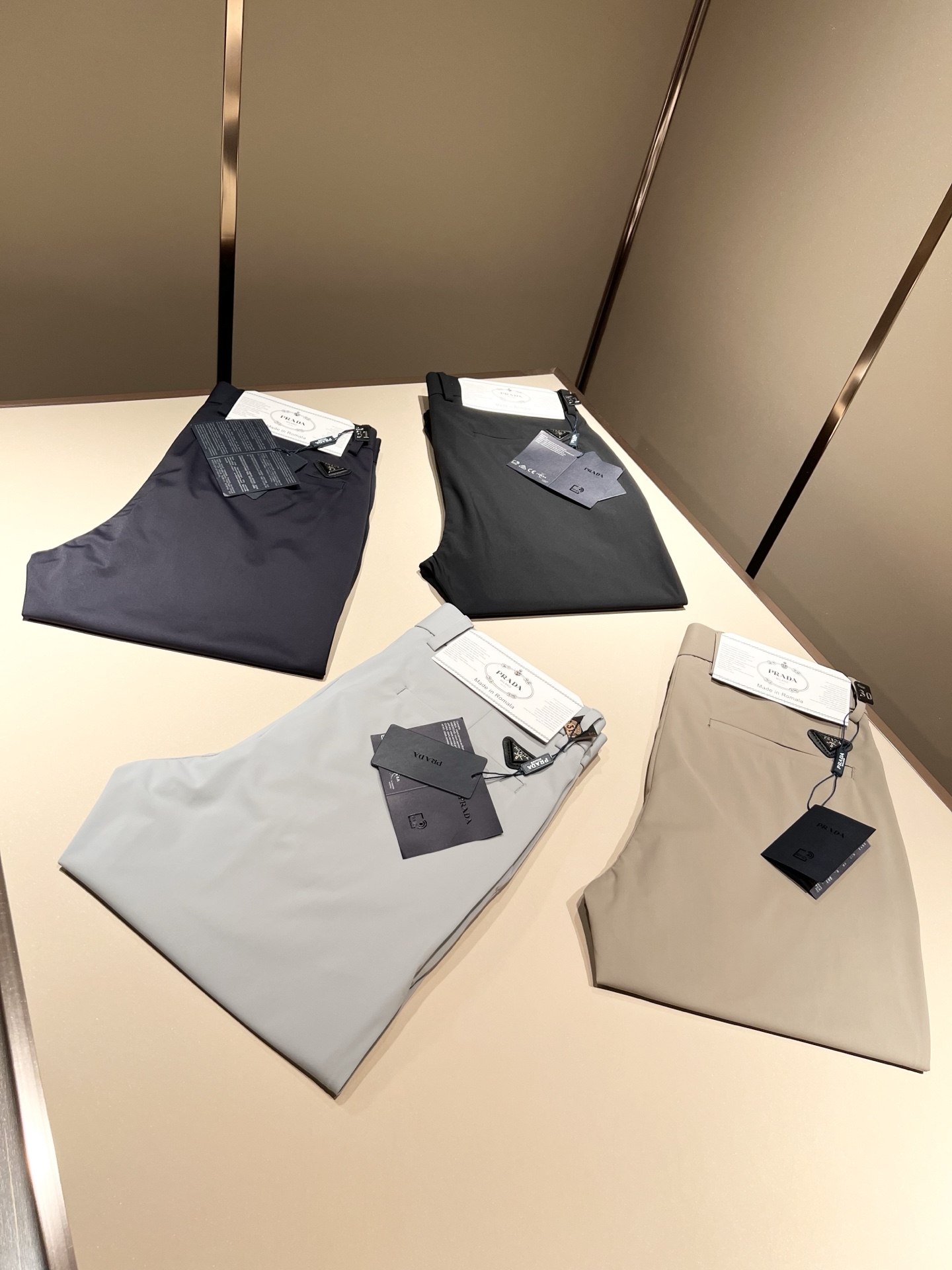 PRA*DA 普*达 2025春夏新款氨纶混纺百搭西裤，男士经典商务休闲基础长裤西裤！贸易公司渠道稀出，