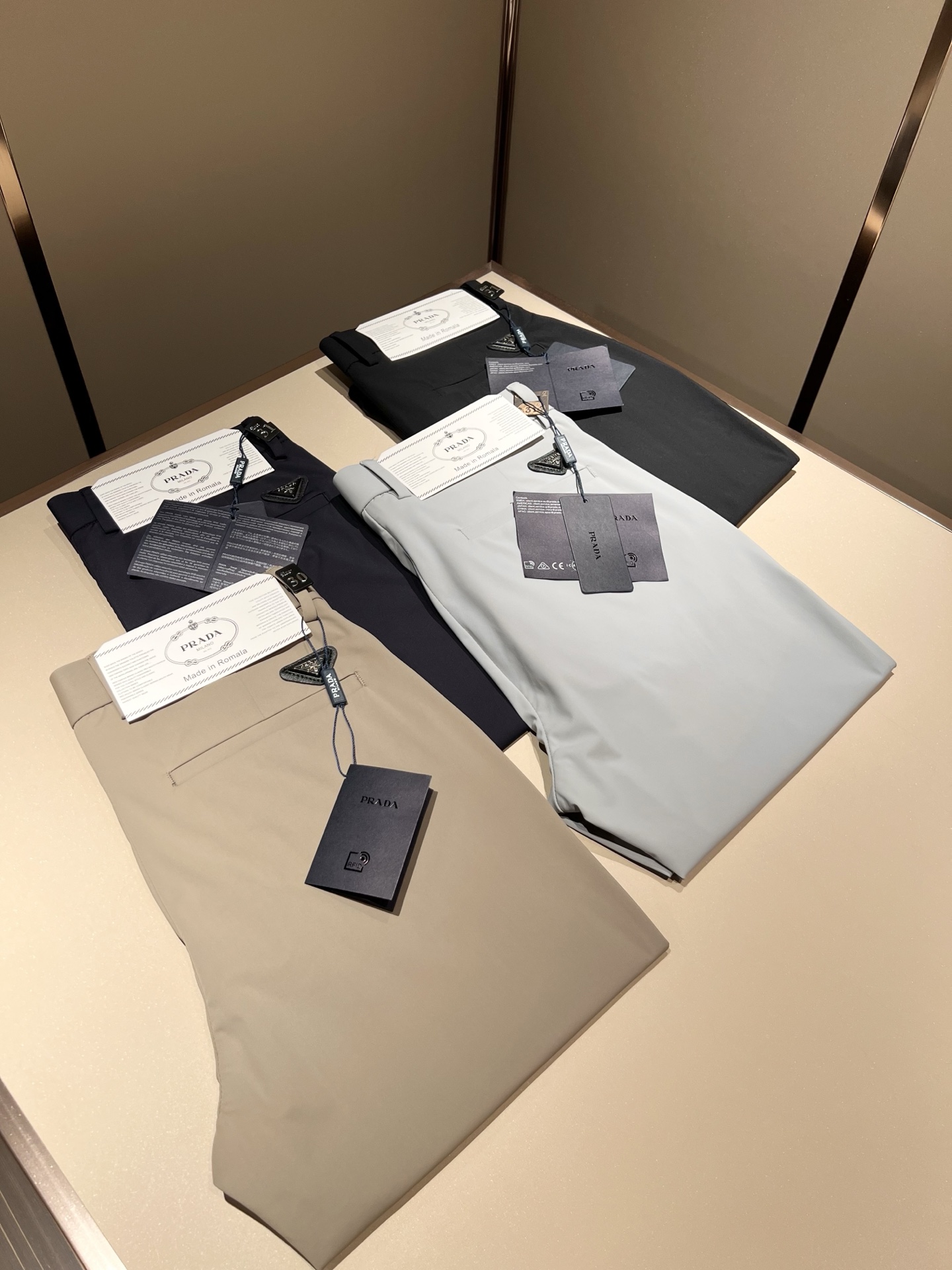 PRA*DA 普*达 2025春夏新款氨纶混纺百搭西裤，男士经典商务休闲基础长裤西裤！贸易公司渠道稀出，