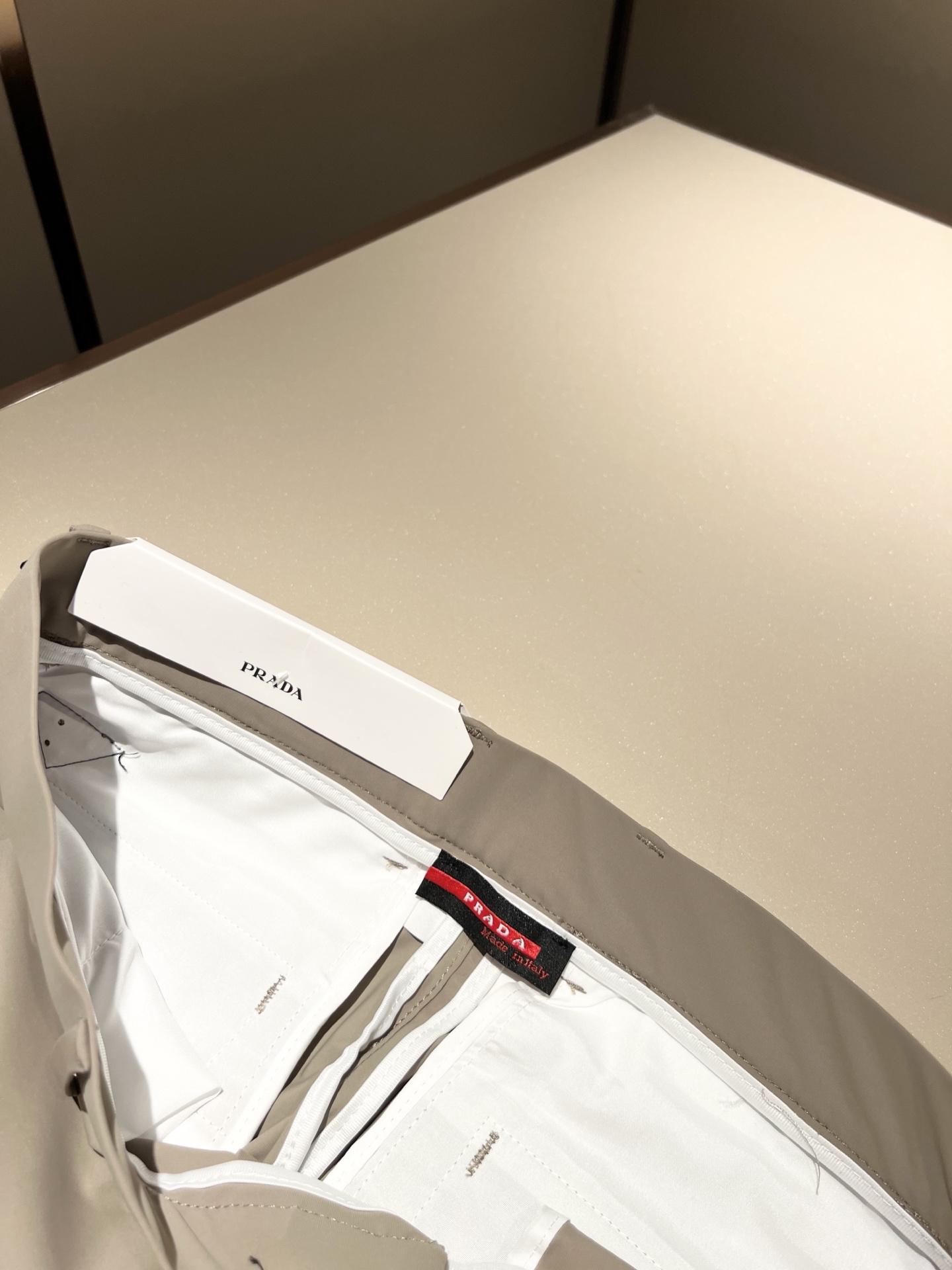 PRA*DA 普*达 2025春夏新款氨纶混纺百搭西裤，男士经典商务休闲基础长裤西裤！贸易公司渠道稀出，