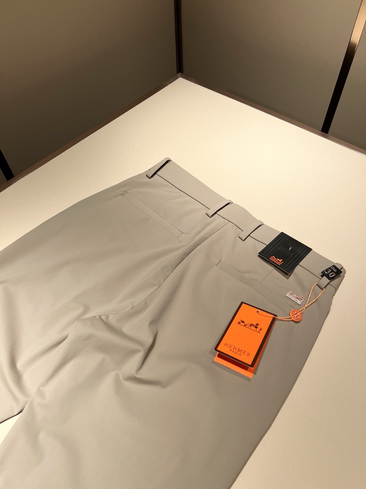 HERM*S 爱*仕 2025春夏男士高端休闲西裤 海外贸易公司渠道订单 ！男士商务修身直筒西裤！上海恒