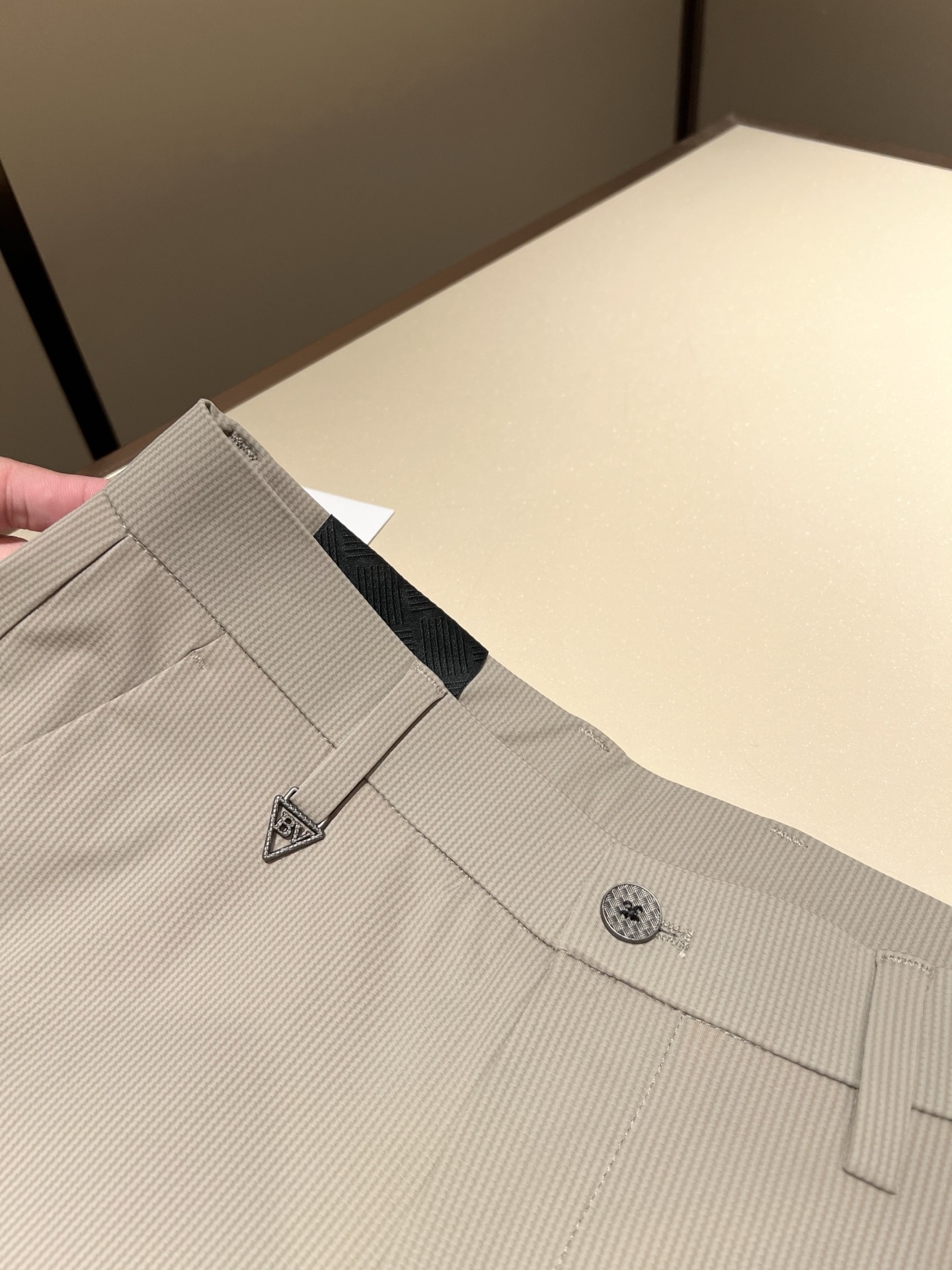 BottegaVen*ta宝碟家 贸易公司渠道订单 2025春夏新品男士时尚商务休闲直筒西裤， 顶级贸易