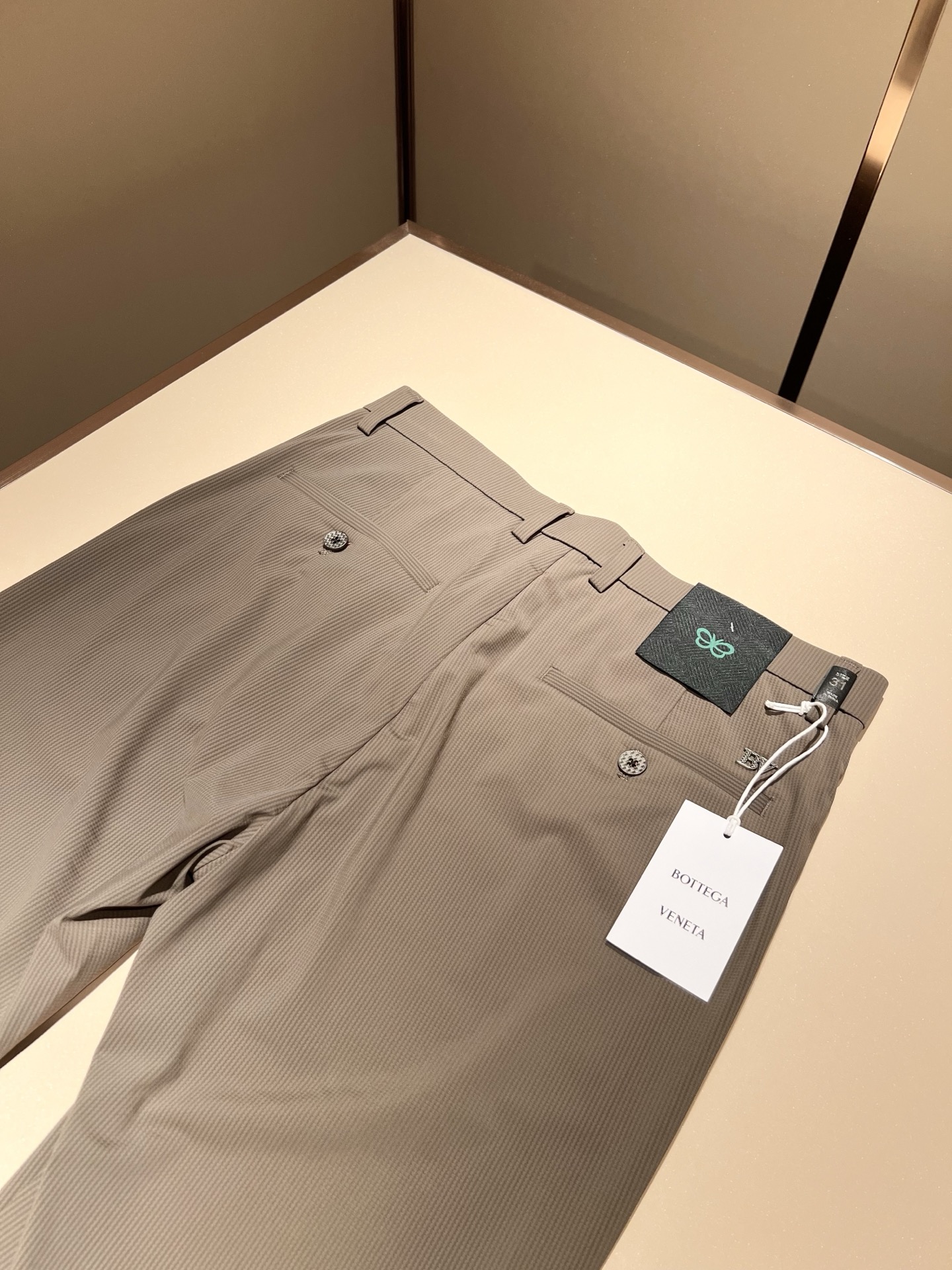 BottegaVen*ta宝碟家 贸易公司渠道订单 2025春夏新品男士时尚商务休闲直筒西裤， 顶级贸易