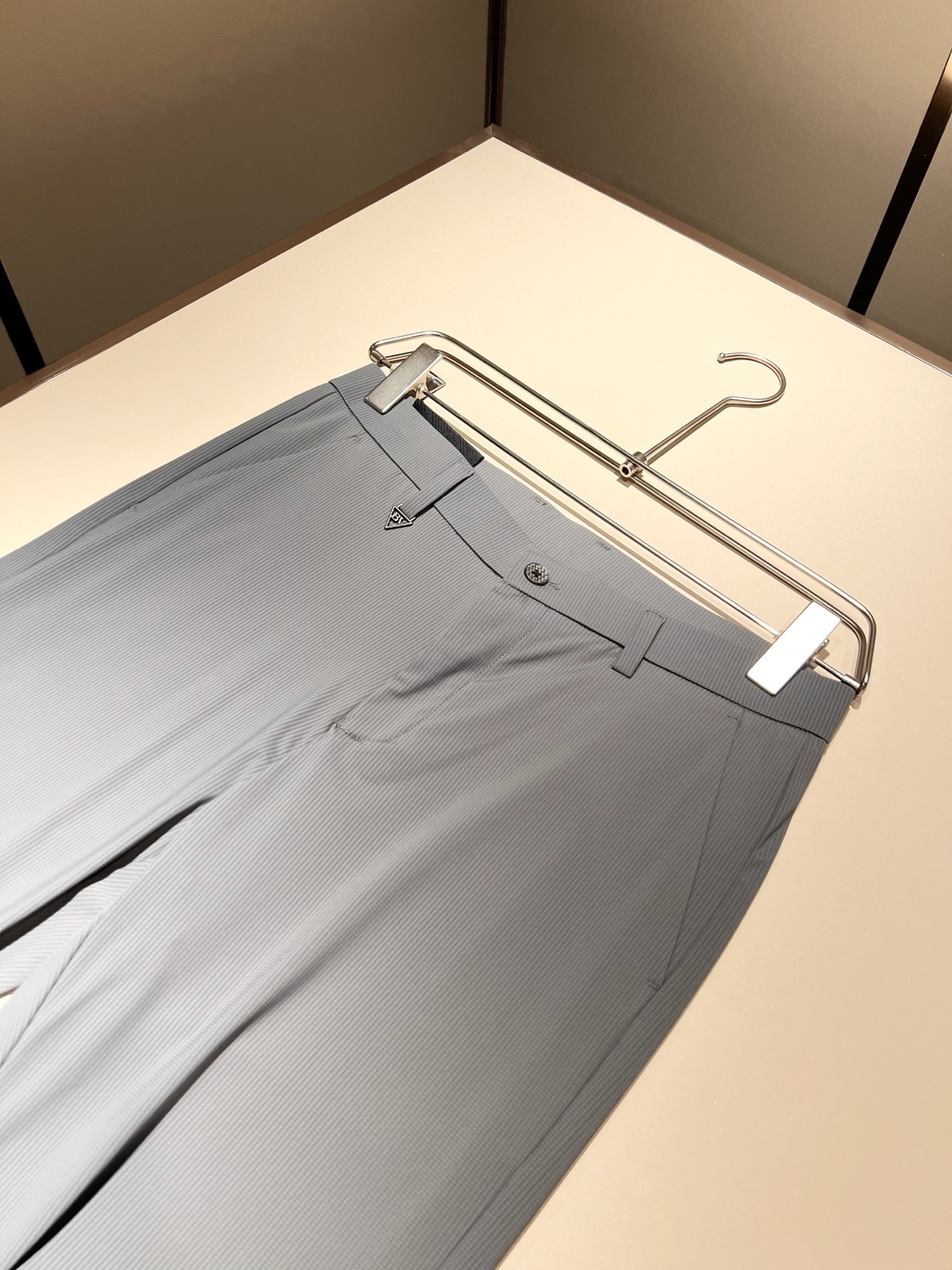 BottegaVen*ta宝碟家 贸易公司渠道订单 2025春夏新品男士时尚商务休闲直筒西裤， 顶级贸易