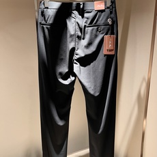 Loro Piana诺悠翩雅 2025春夏新品男士时装款高端休闲裤,香港洋行渠道货,日本原厂出品,纯血统 Loro Piana诺悠翩雅 2025春夏新品男士时装款高端休闲裤,香港洋行渠道货,日本原厂出品,纯血统