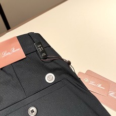 Loro Piana诺悠翩雅 2025春夏新品男士时装款高端休闲裤,香港洋行渠道货,日本原厂出品,纯血统 Loro Piana诺悠翩雅 2025春夏新品男士时装款高端休闲裤,香港洋行渠道货,日本原厂出品,纯血统