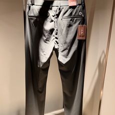 Loro Piana诺悠翩雅 2025春夏新品男士时装款高端休闲裤,香港洋行渠道货,日本原厂出品,纯血统 Loro Piana诺悠翩雅 2025春夏新品男士时装款高端休闲裤,香港洋行渠道货,日本原厂出品,纯血统