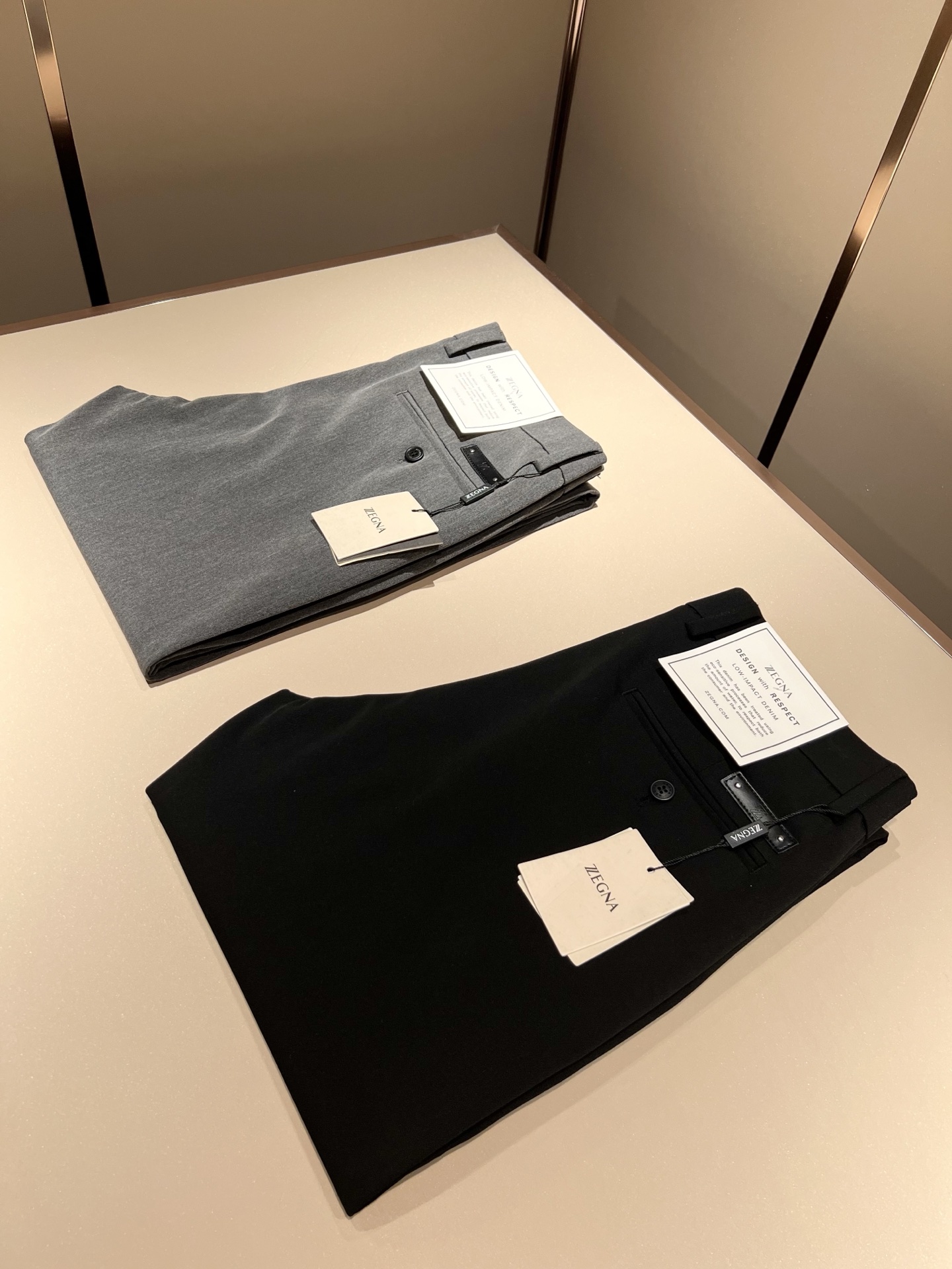 Ermenegildo Zeg*a杰*亚 2025春夏新款男士休闲西裤，压轴的渠道货出现了！！柜台同步销