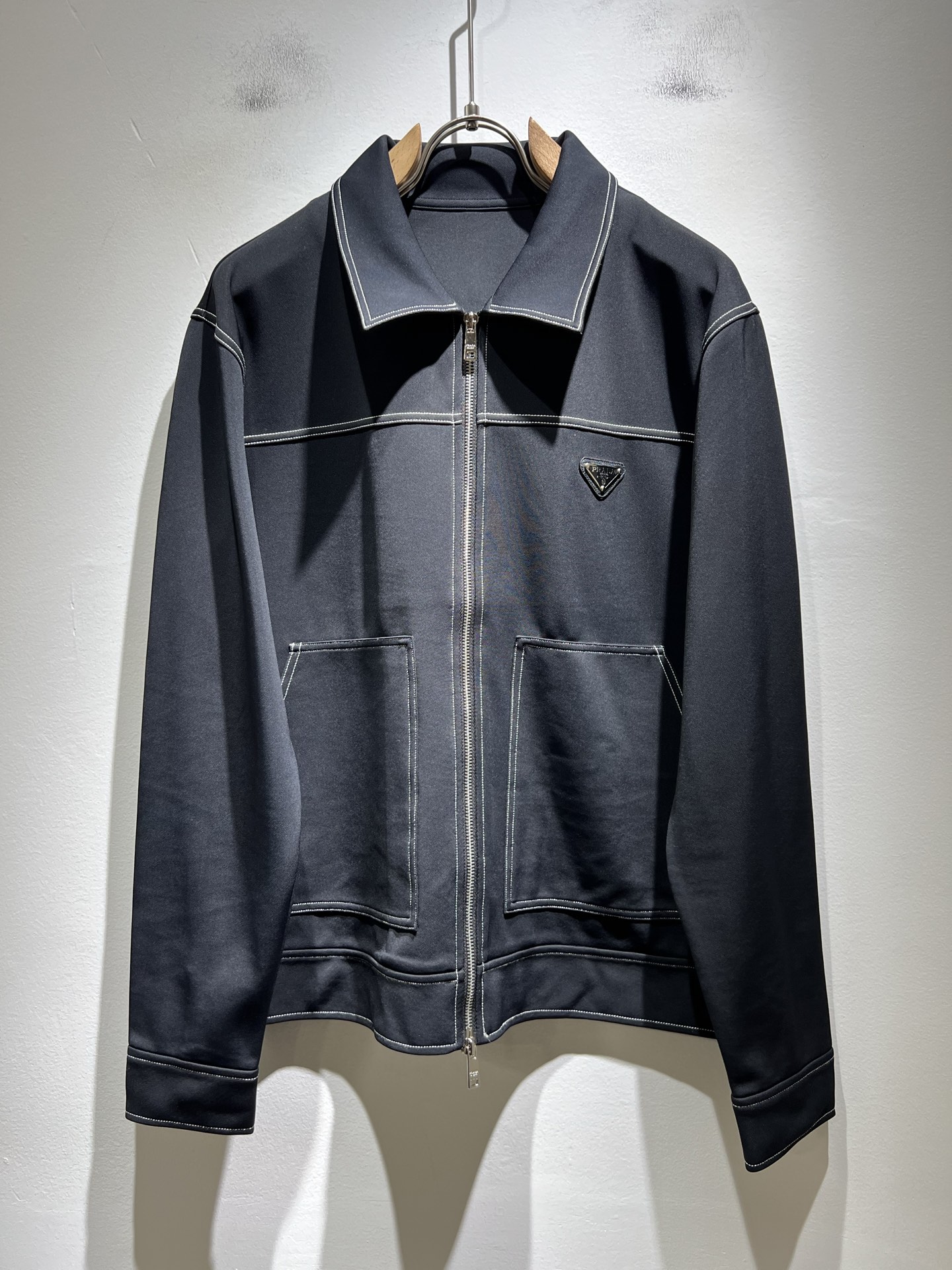 PRAD*A普*达2025秋冬休闲夹克外套，最新时尚休闲拉链夹克，时尚夹克外套!贸易公司渠道稀出，同步官
