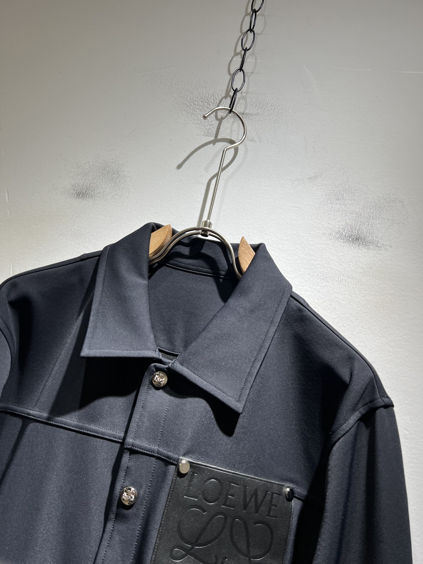 LO*WE/罗*威2025秋冬新款夹克外套，贸易公司渠道货，2025年最新品，官柜同步售卖，经典明星级单