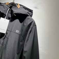 KOLON SPORT🔥可隆 2025秋冬新款男女同款👫夹克外套,户外品牌可能大家第一想到的就是,给人一 KOLON SPORT🔥可隆 2025秋冬新款男女同款👫夹克外套,户外品牌可能大家第一想到的就是,给人一