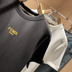 FEN*I 芬*迪2025秋冬新款FD家族FF男女同款👫打底短袖T恤,男女同款👫百搭极简短袖。意大利原厂 FEN*I 芬*迪2025秋冬新款FD家族FF男女同款👫打底短袖T恤,男女同款👫百搭极简短袖。意大利原厂
