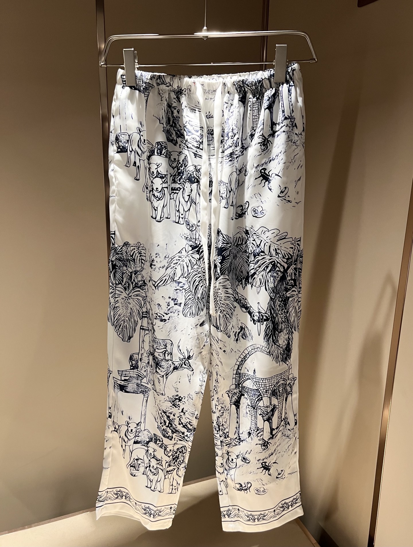 Dior Unisex Silk Pajama Pants - Fall 2025 Collection