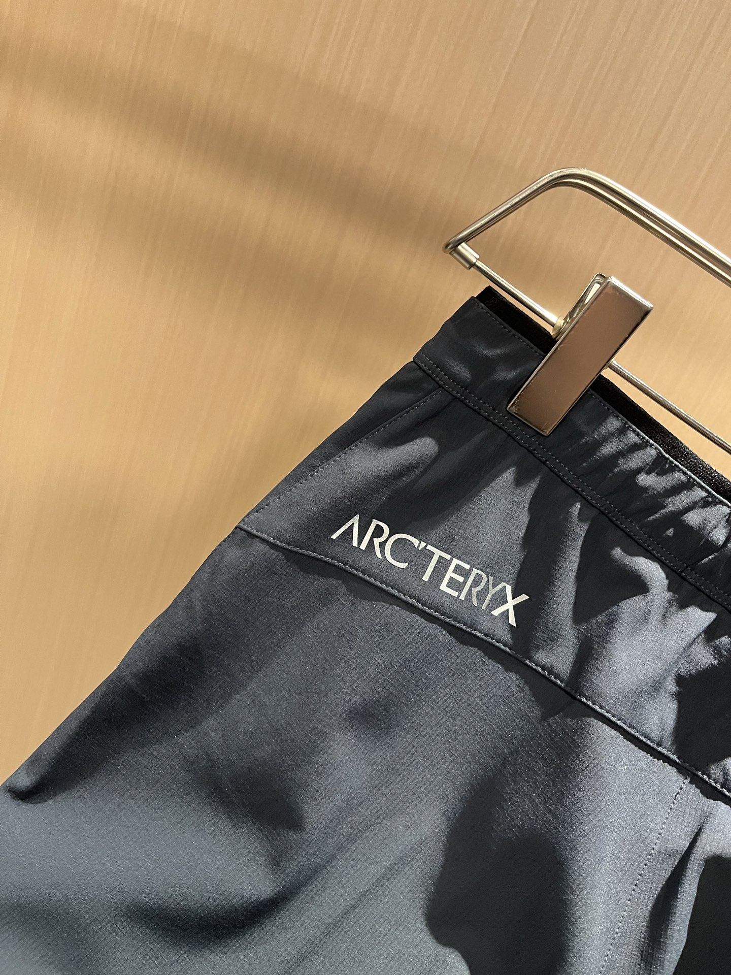 ARCTER*X始*祖鸟 2025秋冬新款休闲运动风格休闲裤，户外品牌可能大家第一想到的就是加拿大鹅、始