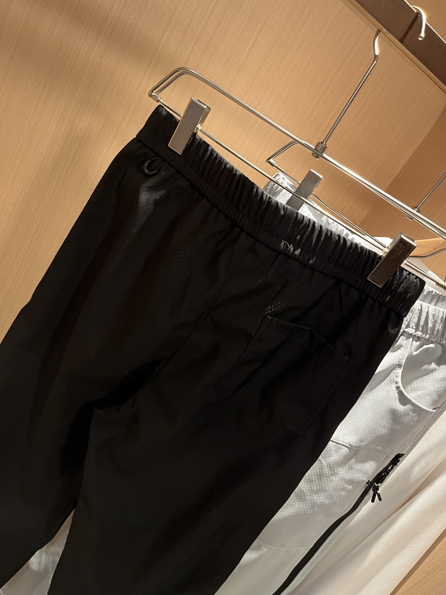 ARCTER*X始*祖鸟 2025秋冬新款休闲运动风格休闲裤，户外品牌可能大家第一想到的就是加拿大鹅、始