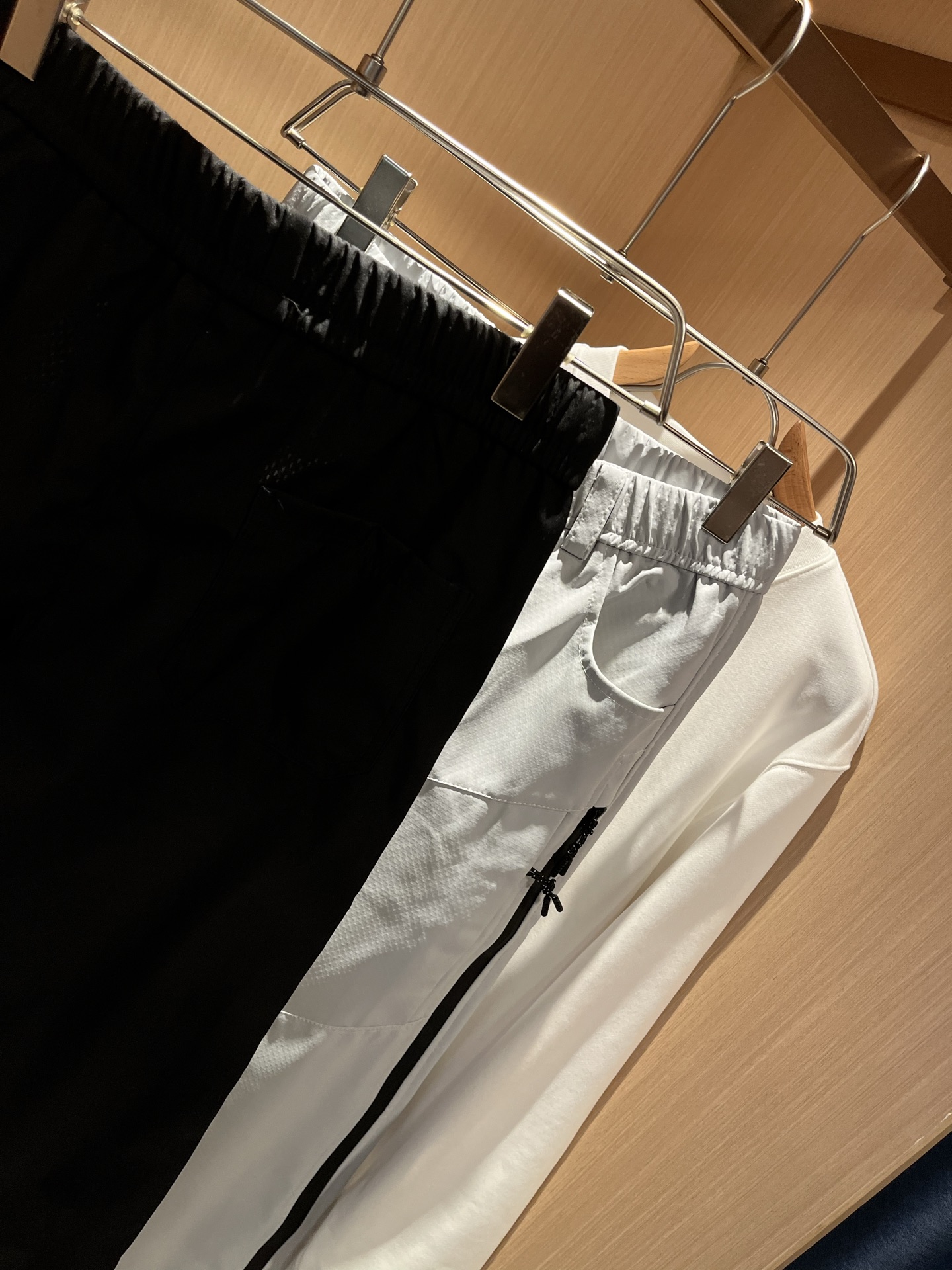 ARCTER*X始*祖鸟 2025秋冬新款休闲运动风格休闲裤，户外品牌可能大家第一想到的就是加拿大鹅、始