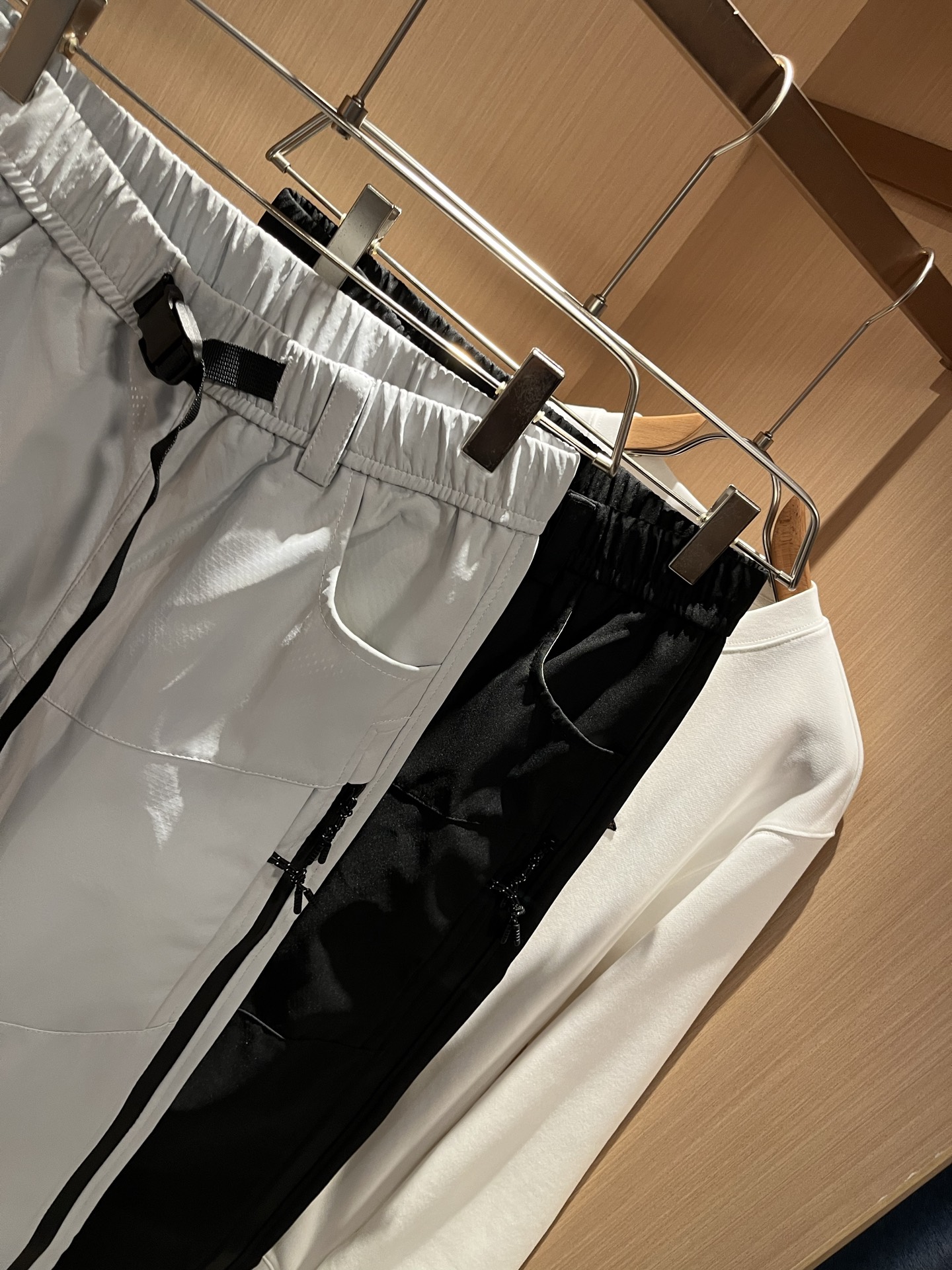 ARCTER*X始*祖鸟 2025秋冬新款休闲运动风格休闲裤，户外品牌可能大家第一想到的就是加拿大鹅、始