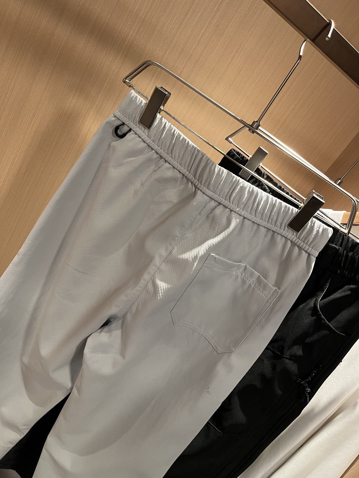 ARCTER*X始*祖鸟 2025秋冬新款休闲运动风格休闲裤，户外品牌可能大家第一想到的就是加拿大鹅、始