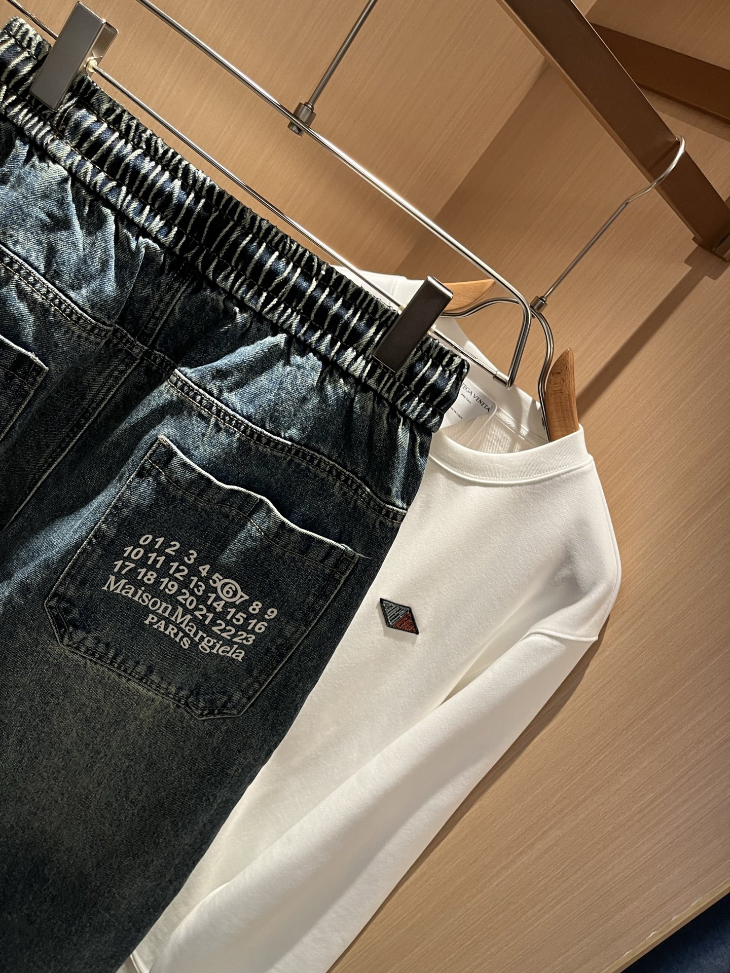 马吉拉 maison margiel 2025秋冬新款男女同款👫休闲牛仔裤，专柜同步发售！定制专属洗水纯
