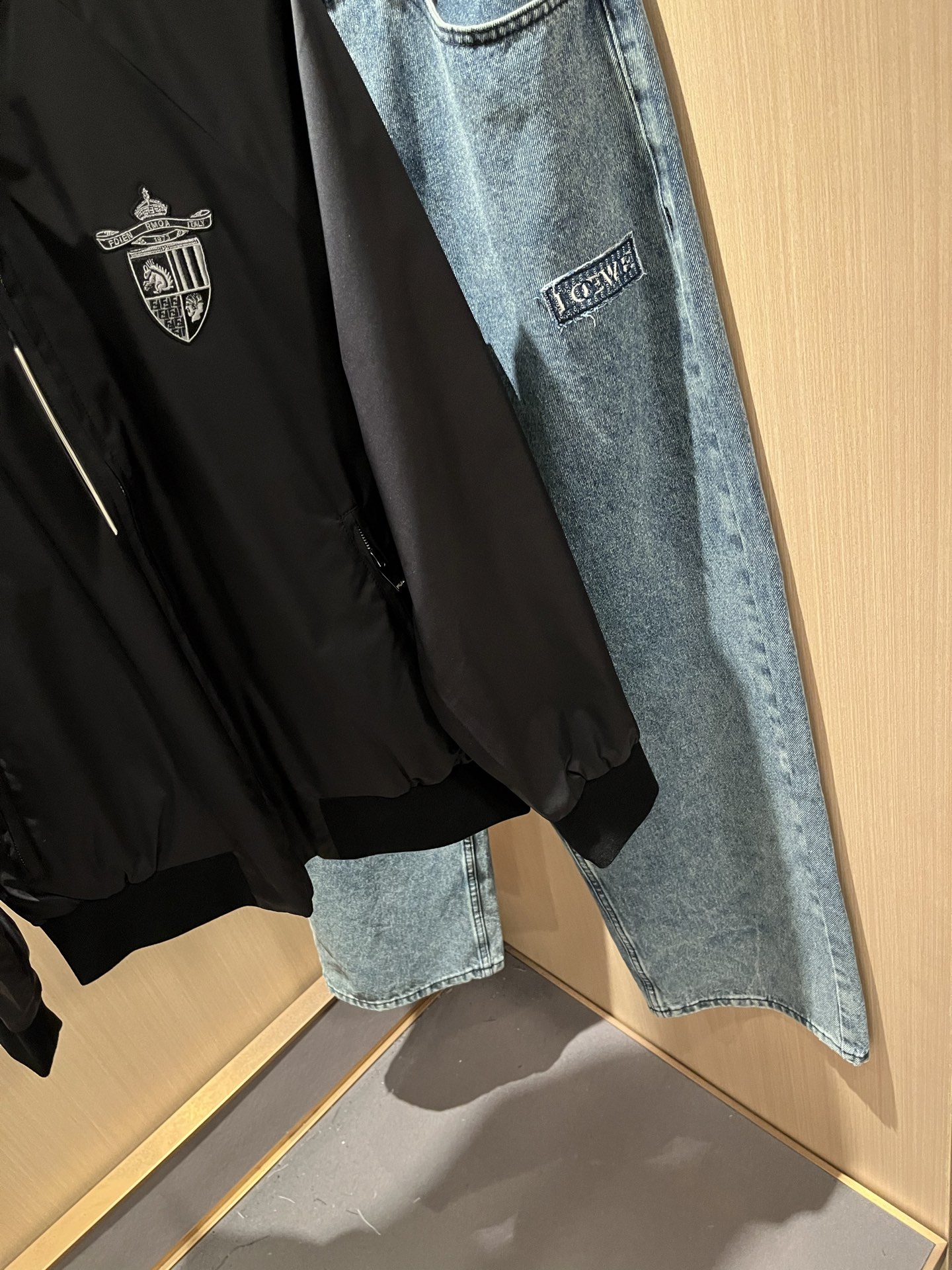 FEN*I 芬*迪 ⚠️双面夹克！2025秋冬新款男士夹克外套，意大利原厂订单，FD家族人气单品，代表性