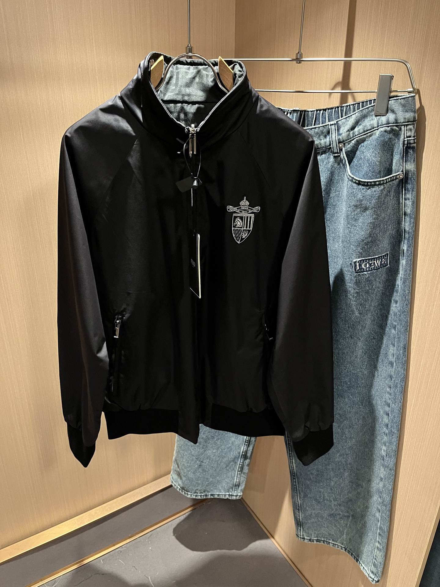 FEN*I 芬*迪 ⚠️双面夹克！2025秋冬新款男士夹克外套，意大利原厂订单，FD家族人气单品，代表性