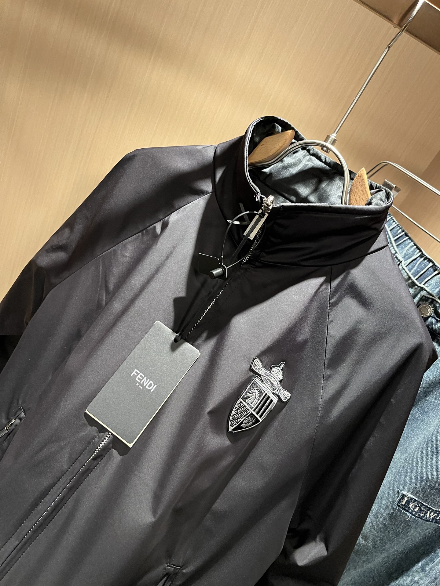 FEN*I 芬*迪 ⚠️双面夹克！2025秋冬新款男士夹克外套，意大利原厂订单，FD家族人气单品，代表性