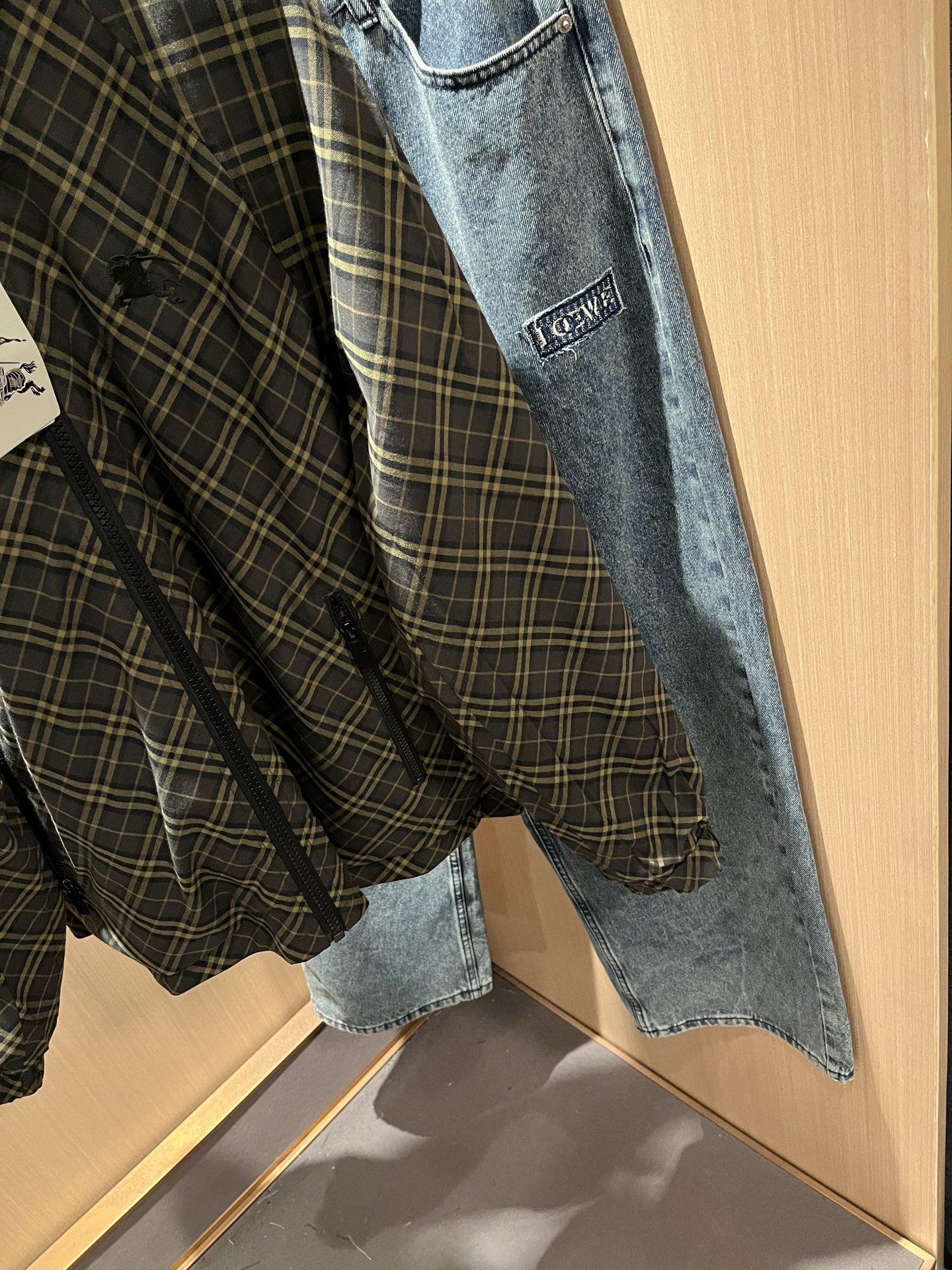 BURBER*Y巴*莉⚠️双面夹克！2025秋冬新品夹克外套重磅来袭，最近比较火热的环保聚酯纤维记忆面料