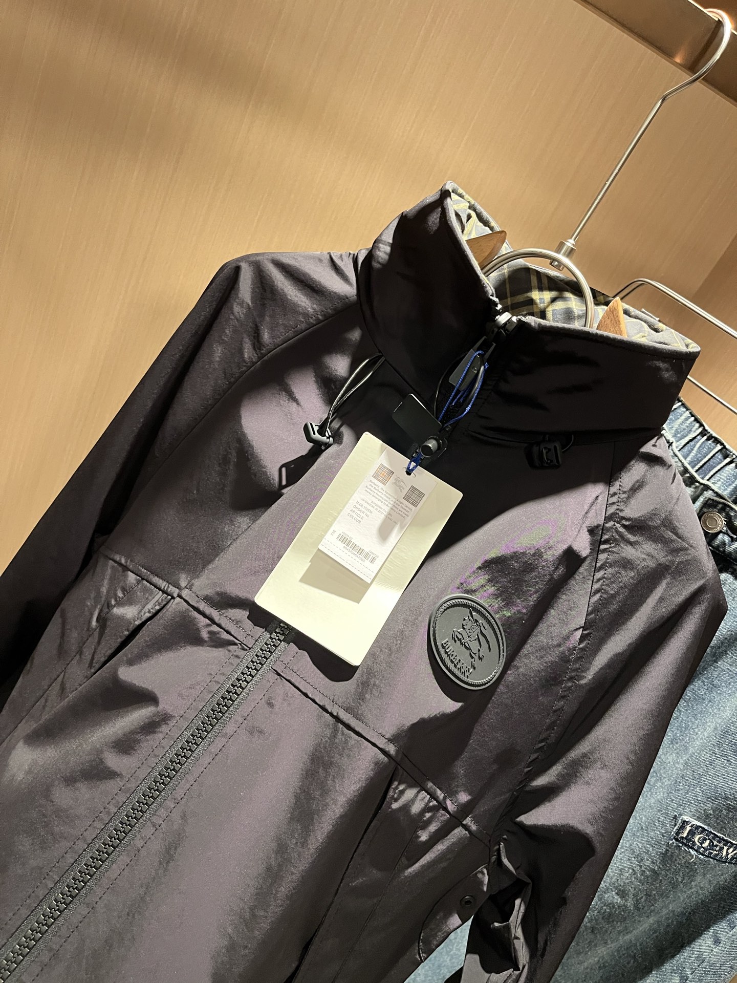 BURBER*Y巴*莉⚠️双面夹克！2025秋冬新品夹克外套重磅来袭，最近比较火热的环保聚酯纤维记忆面料