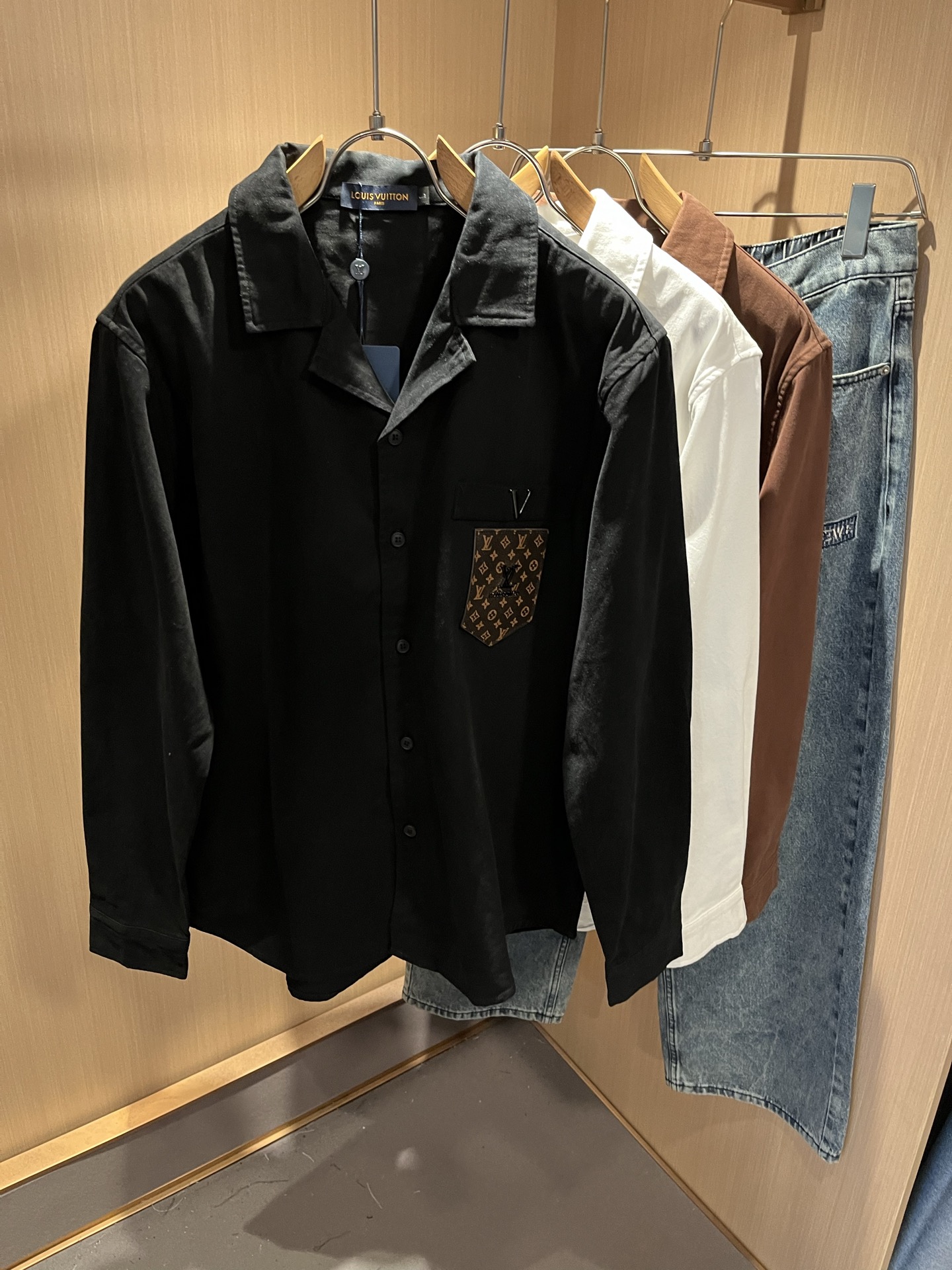 Louis Vuit*on 路易*登 2025秋冬新款轻奢男女同款👫衬衣，路易家族的新高端，细节品质永远