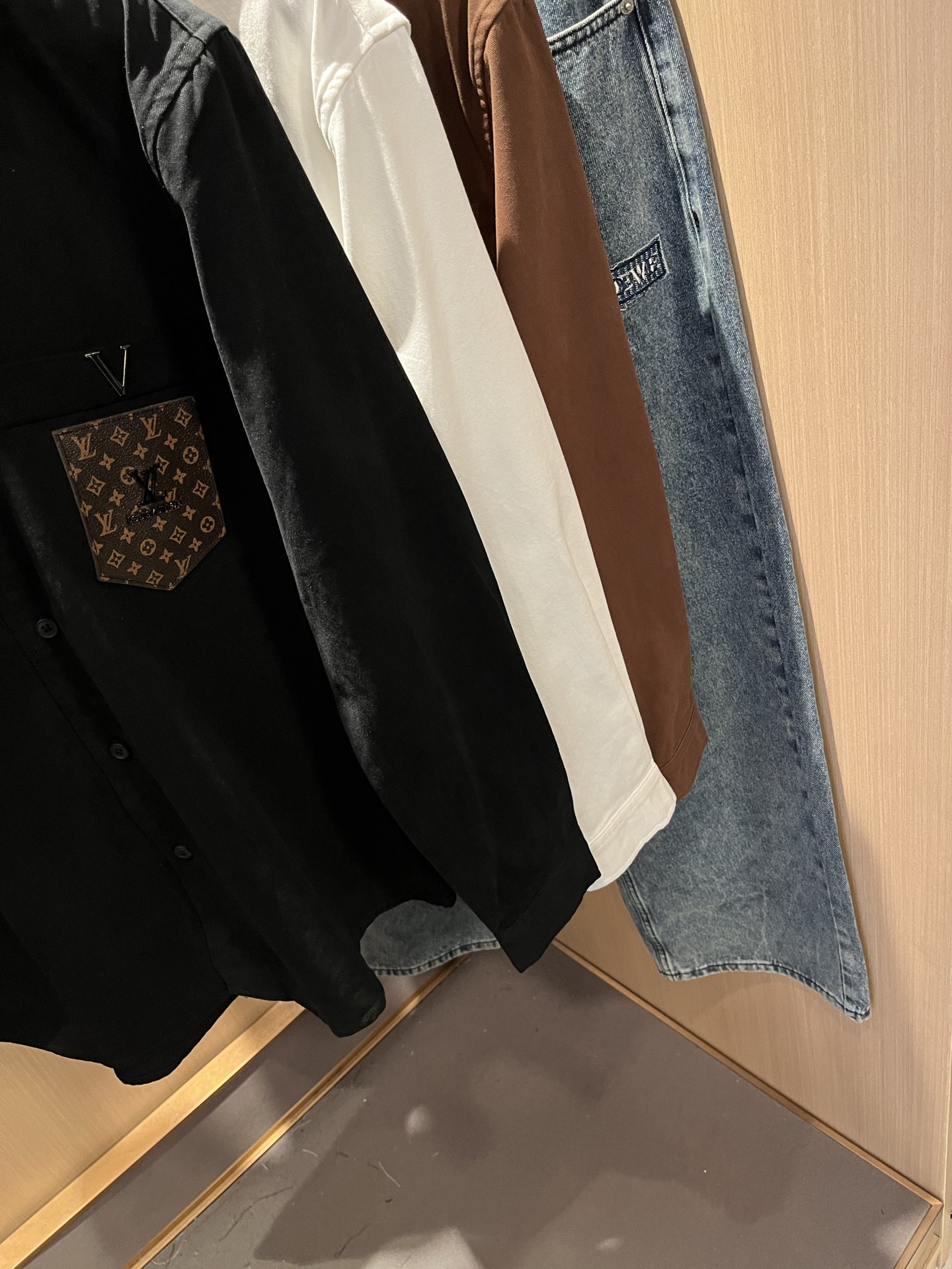 Louis Vuit*on 路易*登 2025秋冬新款轻奢男女同款👫衬衣，路易家族的新高端，细节品质永远