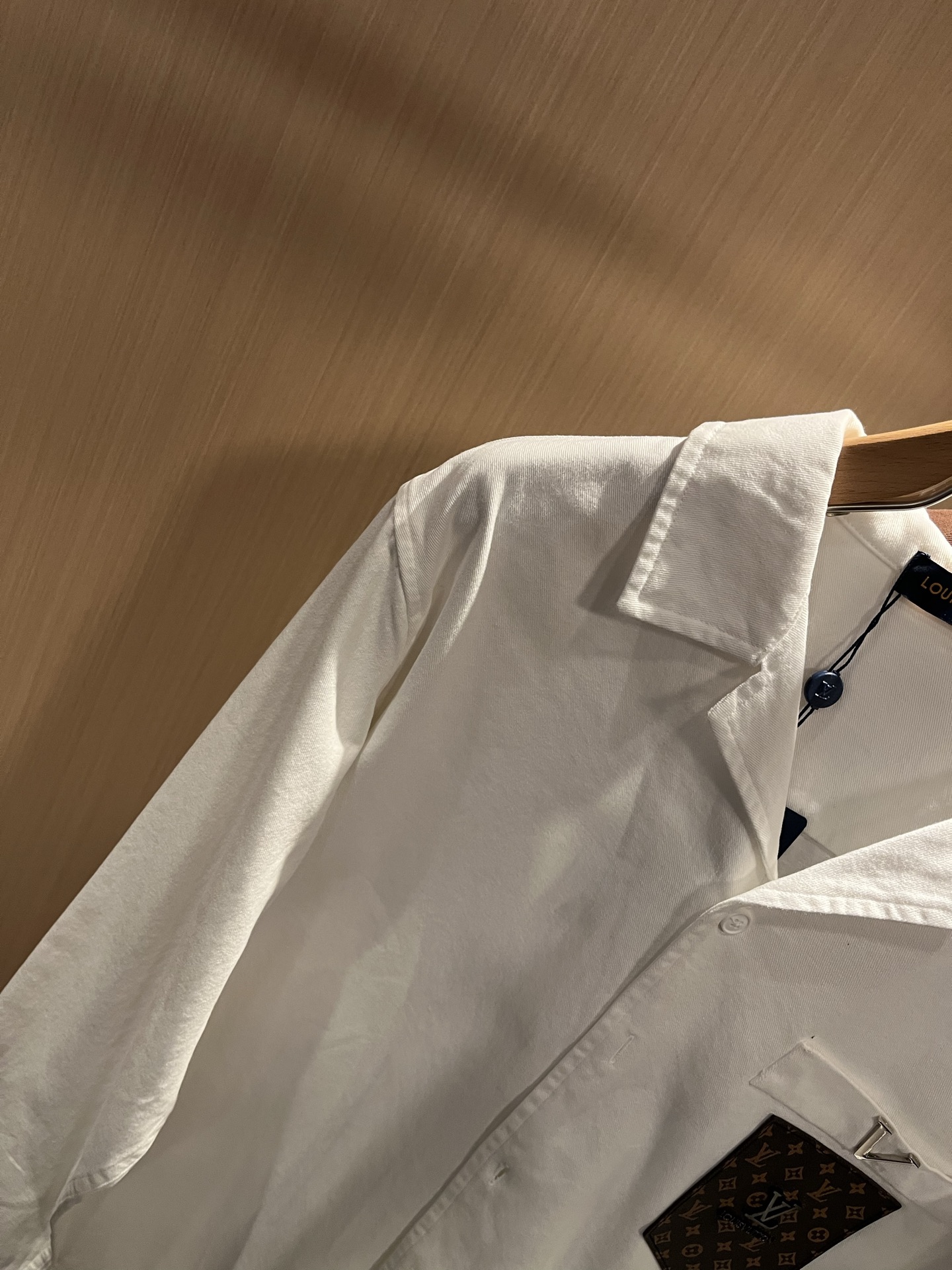 Louis Vuit*on 路易*登 2025秋冬新款轻奢男女同款👫衬衣，路易家族的新高端，细节品质永远