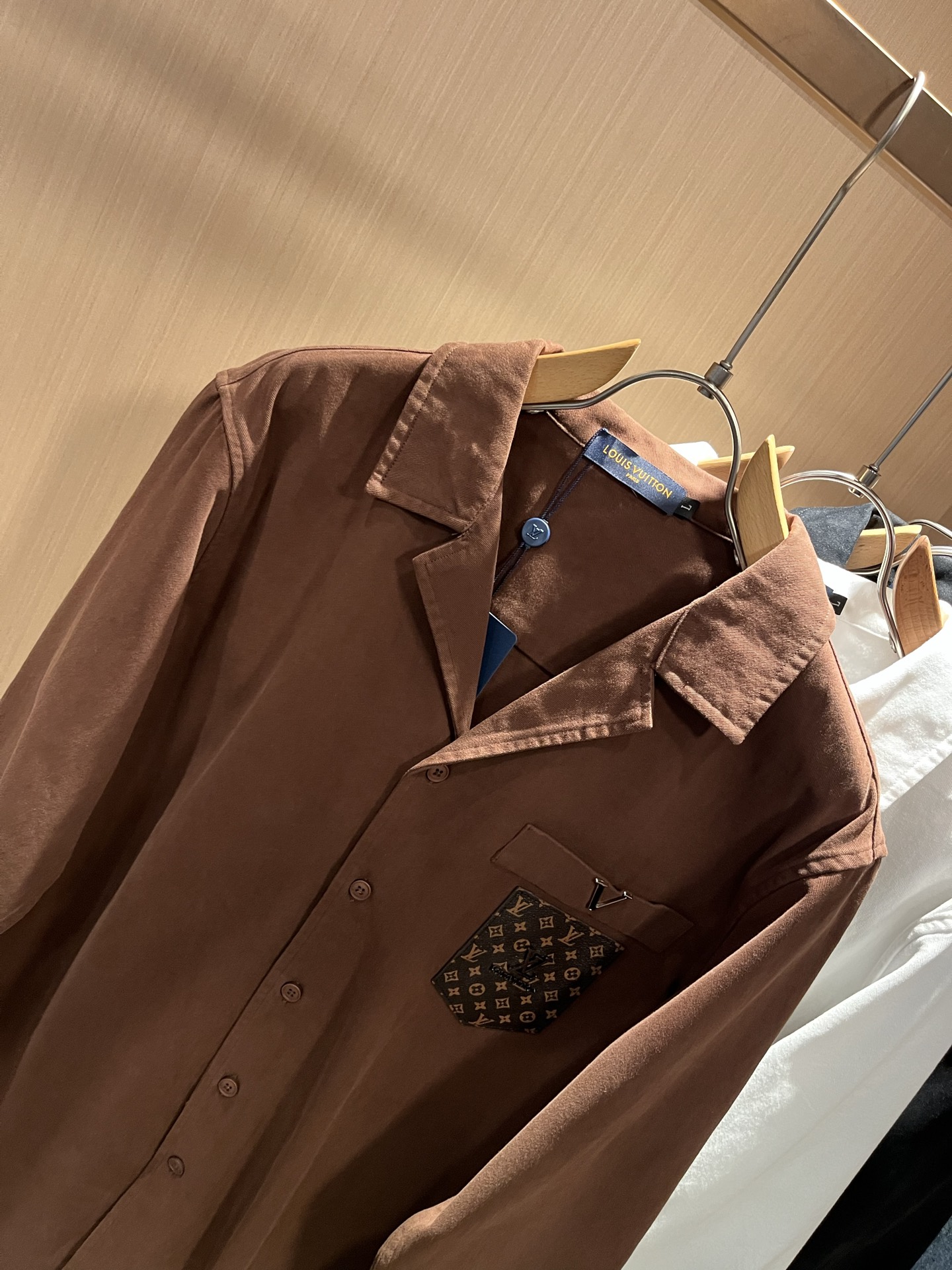 Louis Vuit*on 路易*登 2025秋冬新款轻奢男女同款👫衬衣，路易家族的新高端，细节品质永远