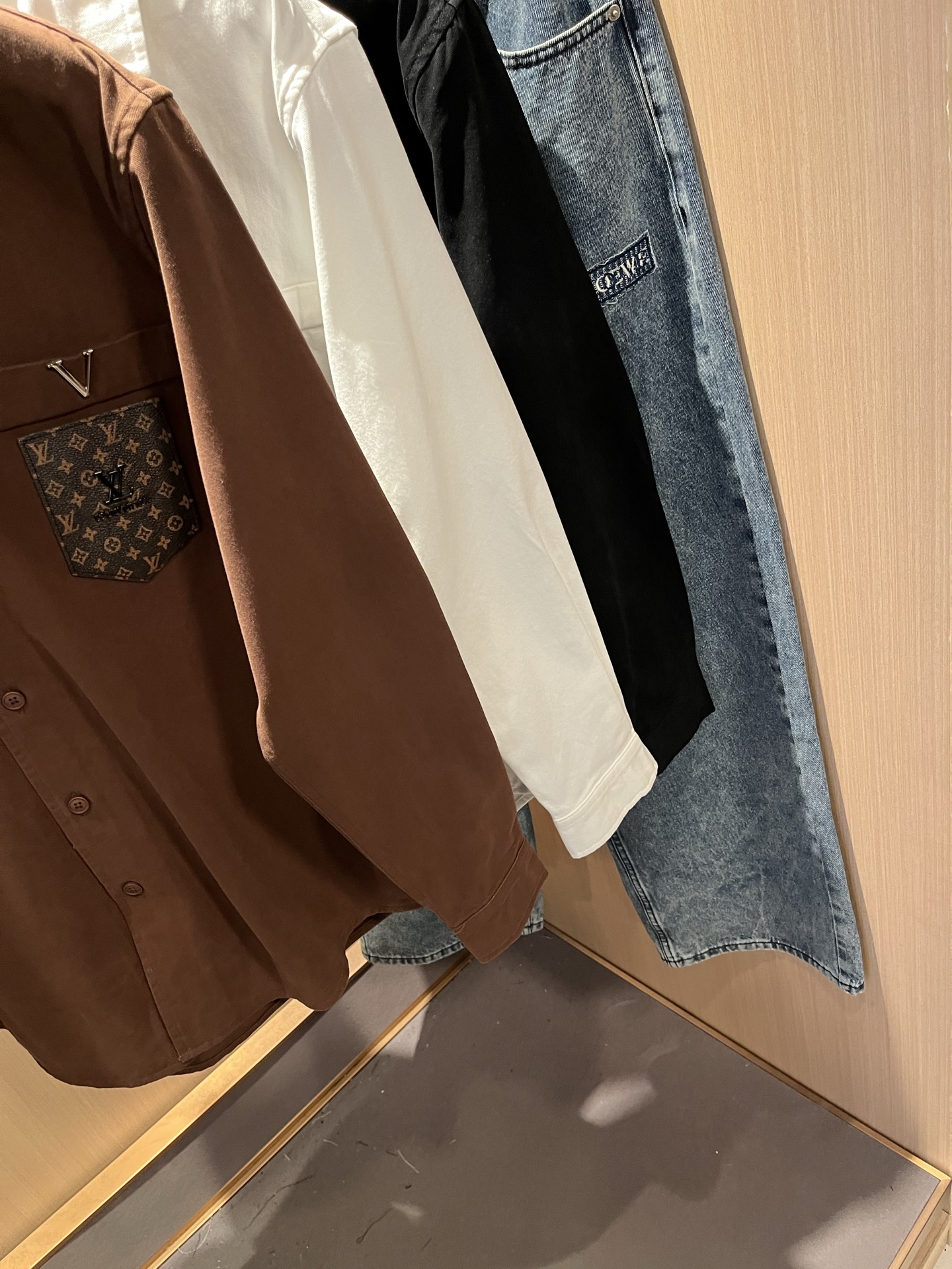 Louis Vuit*on 路易*登 2025秋冬新款轻奢男女同款👫衬衣，路易家族的新高端，细节品质永远