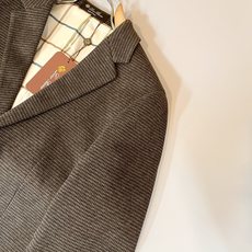 Loro Piana诺悠翩雅 2025秋冬男士西装外套,最新的贸易订单全品相!!网红款!上身舒适透气,不 Loro Piana诺悠翩雅 2025秋冬男士西装外套,最新的贸易订单全品相!!网红款!上身舒适透气,不