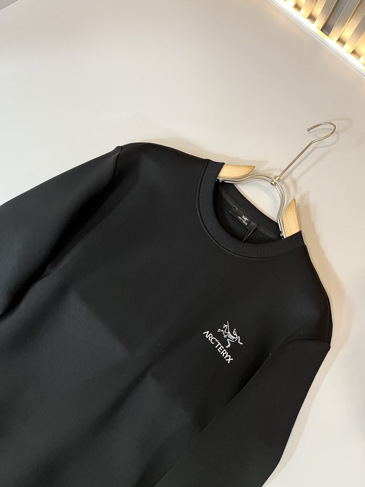 ARCTER*X始*祖鸟 2025秋冬新款男女同款👫休闲卫衣，户外品牌可能大家第一想到的就是加拿大鹅、始