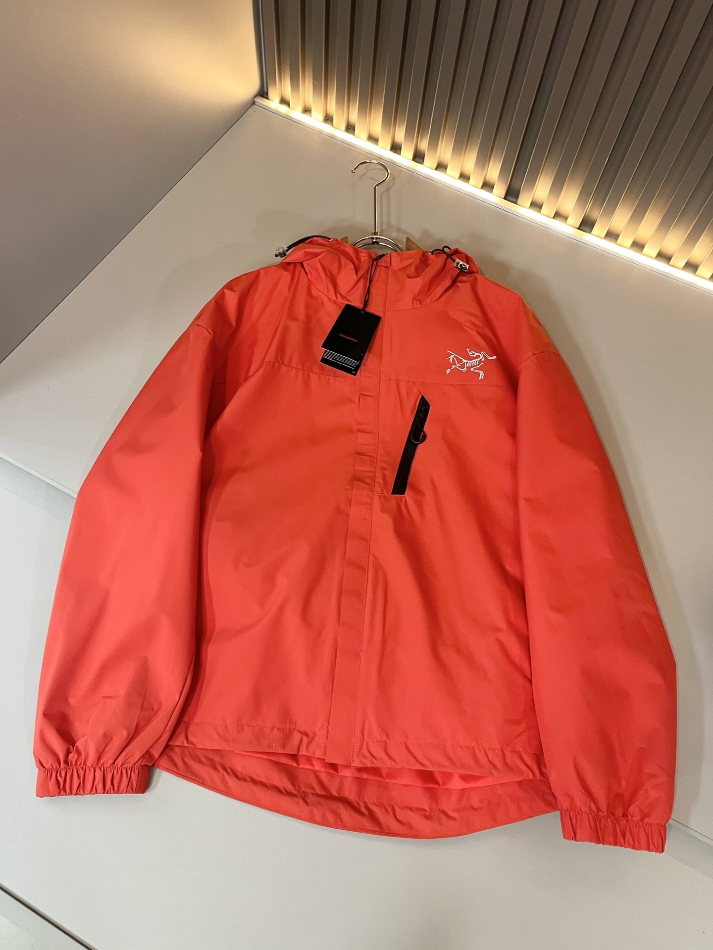 ARCTER*X始*祖鸟 2025秋冬新款男女同款👫夹克外套，户外品牌可能大家第一想到的就是加拿大鹅、始