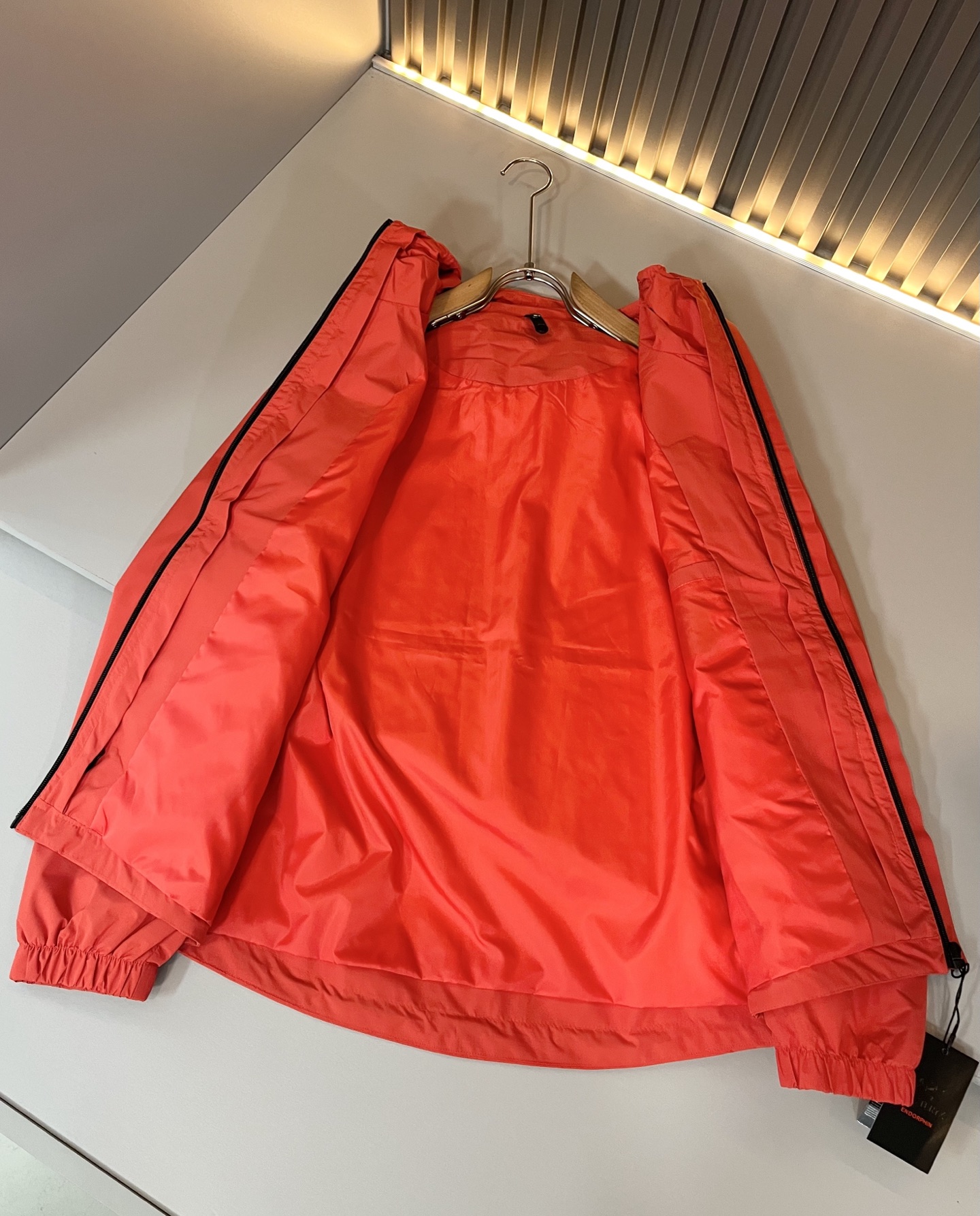 ARCTER*X始*祖鸟 2025秋冬新款男女同款👫夹克外套，户外品牌可能大家第一想到的就是加拿大鹅、始