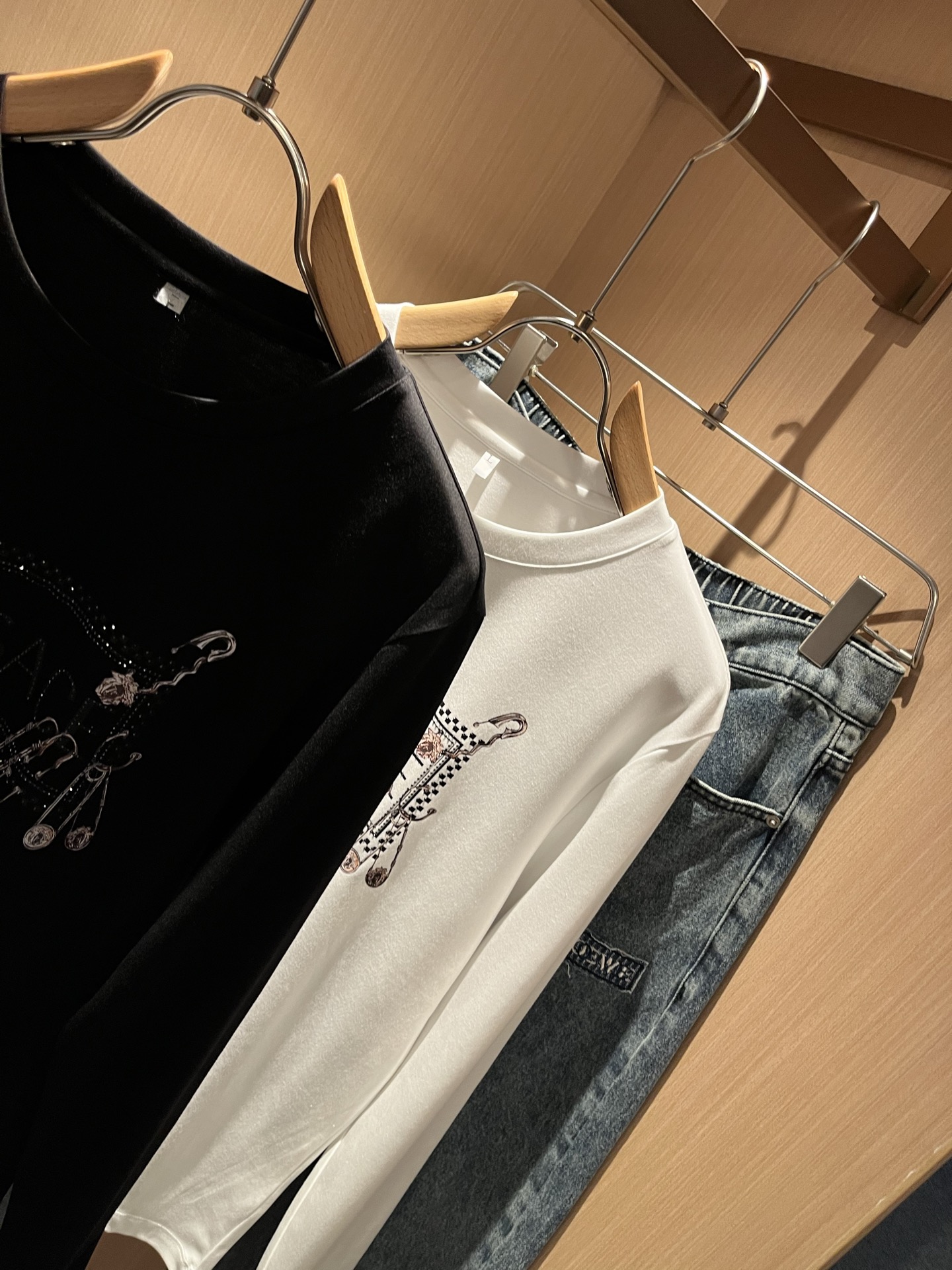 VERS*CE/范*哲 2025秋冬新品原单长袖打底衫，VERS*CE/范*哲 贸易公司渠道 产品 美杜