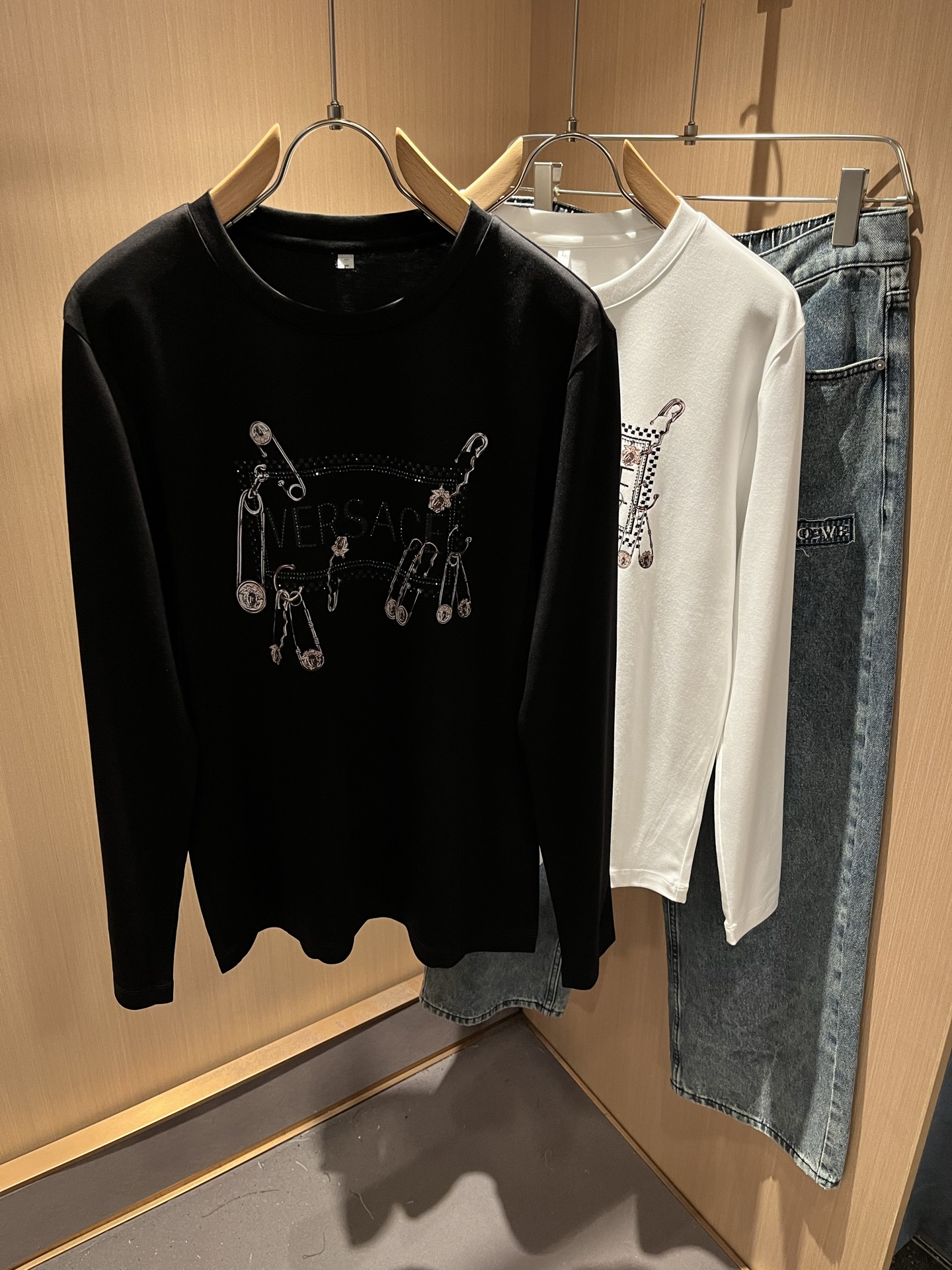 VERS*CE/范*哲 2025秋冬新品原单长袖打底衫，VERS*CE/范*哲 贸易公司渠道 产品 美杜